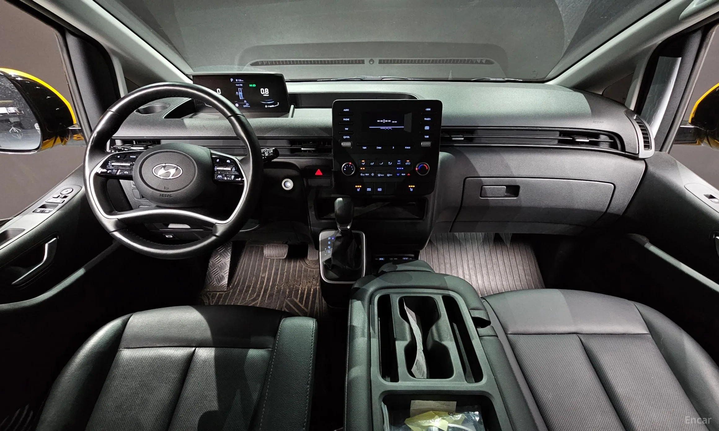 Hyundai Staria превью 4