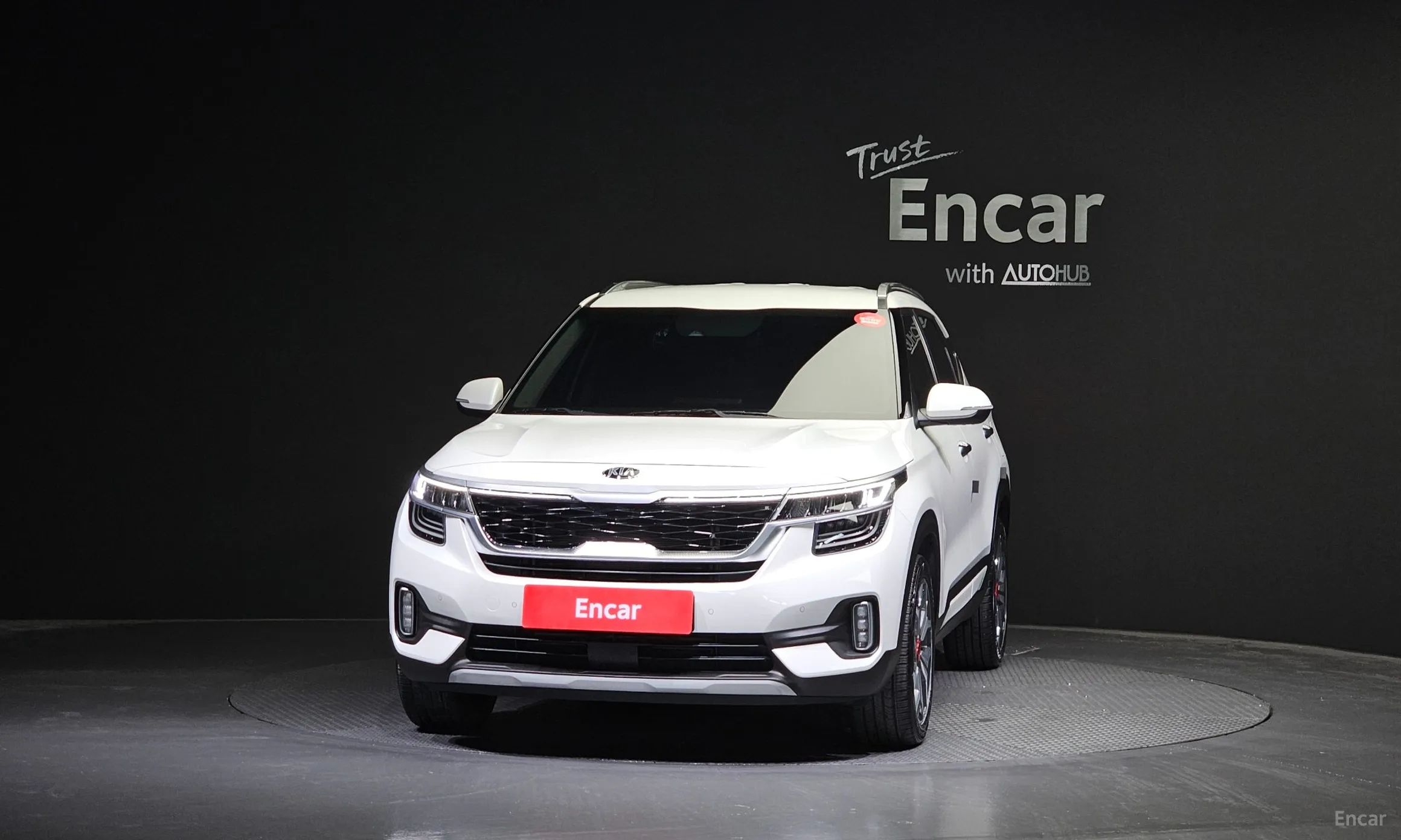 Kia Seltos превью 2
