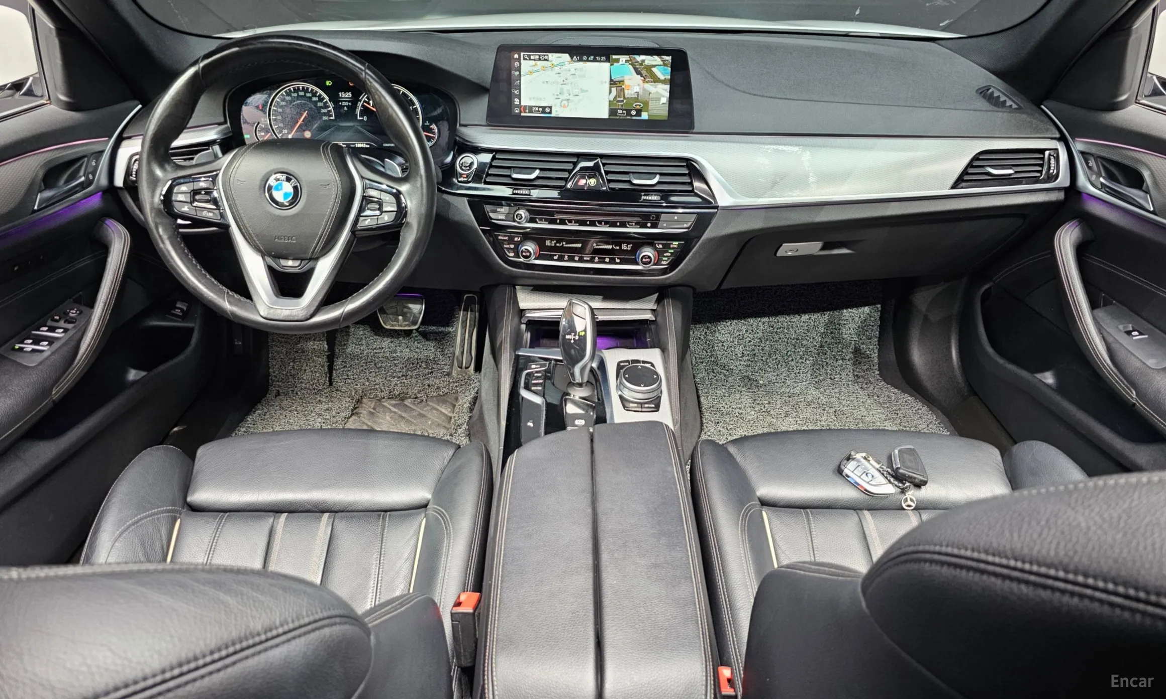 BMW 5 Series (G30) превью 4