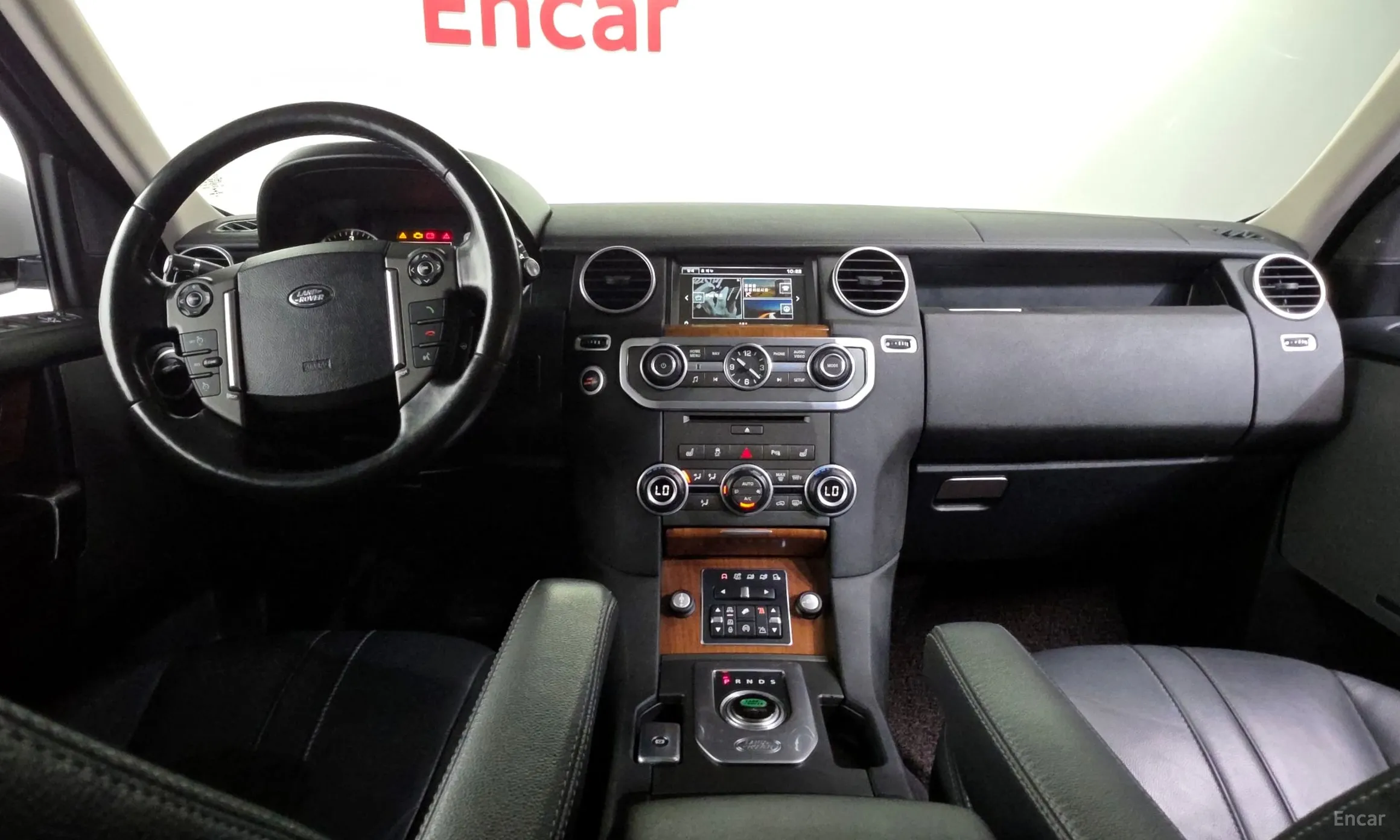Land Rover Discovery 4 превью 4