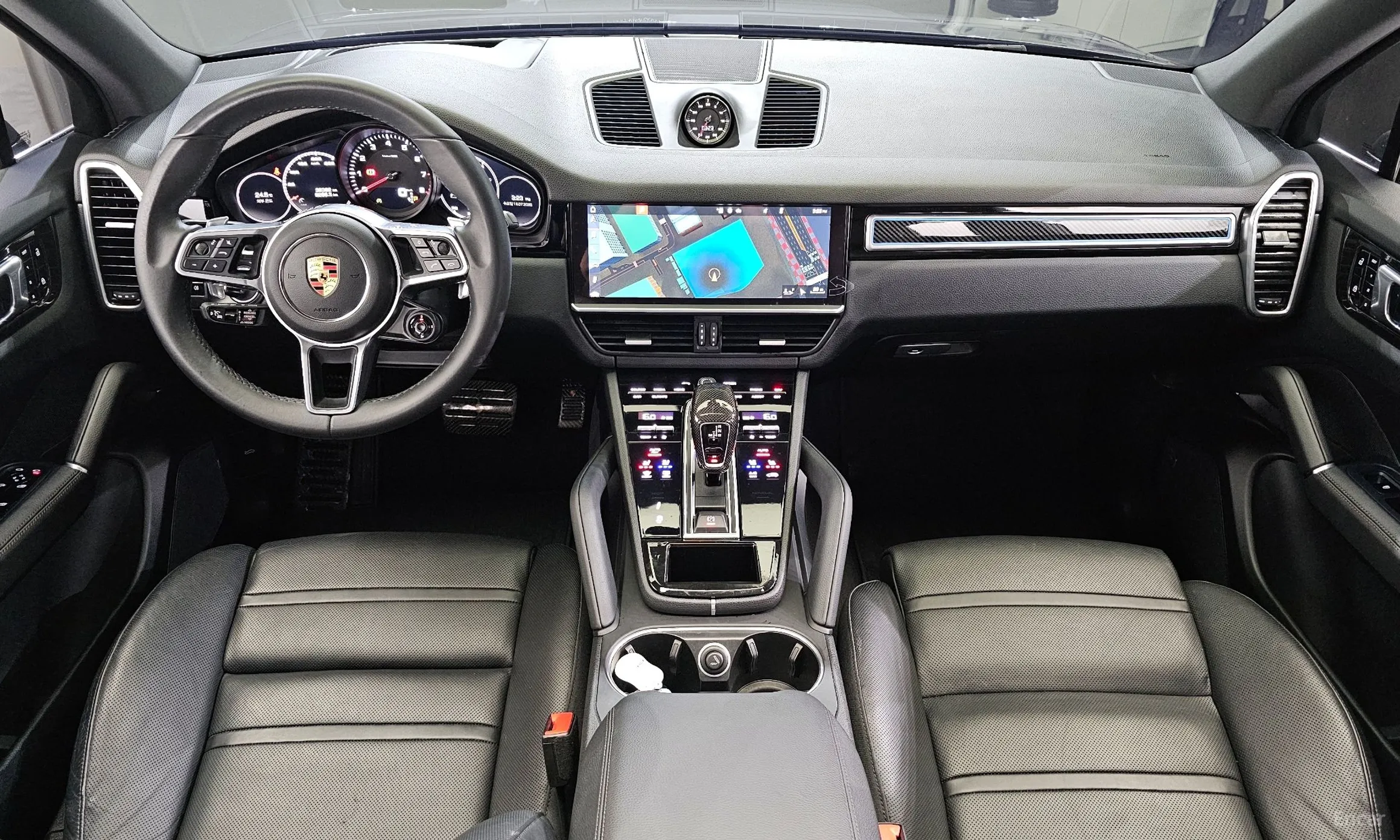 Porsche Cayenne (PO536) превью 4
