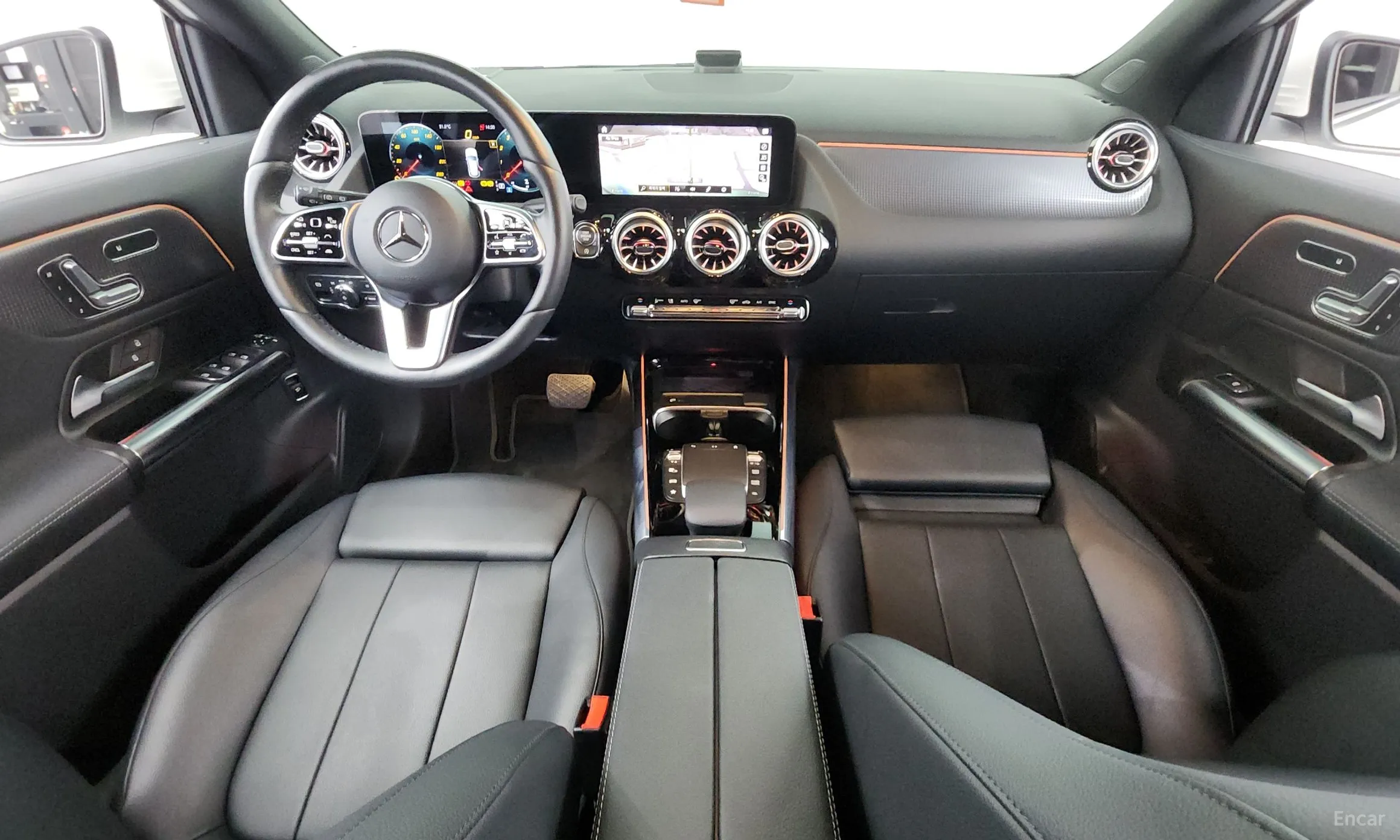 Mercedes Benz GLA-Class H247 превью 4