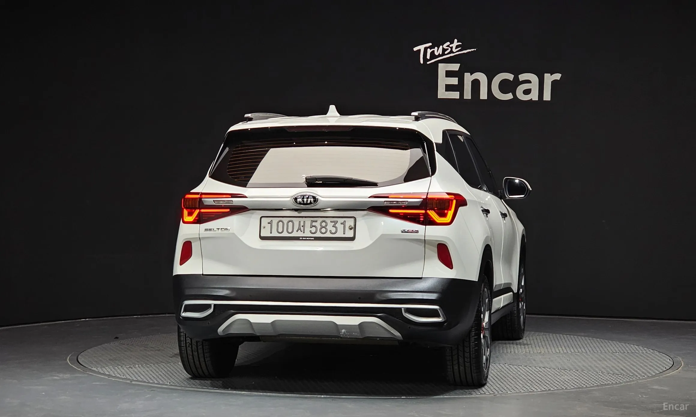 Kia Seltos превью 3