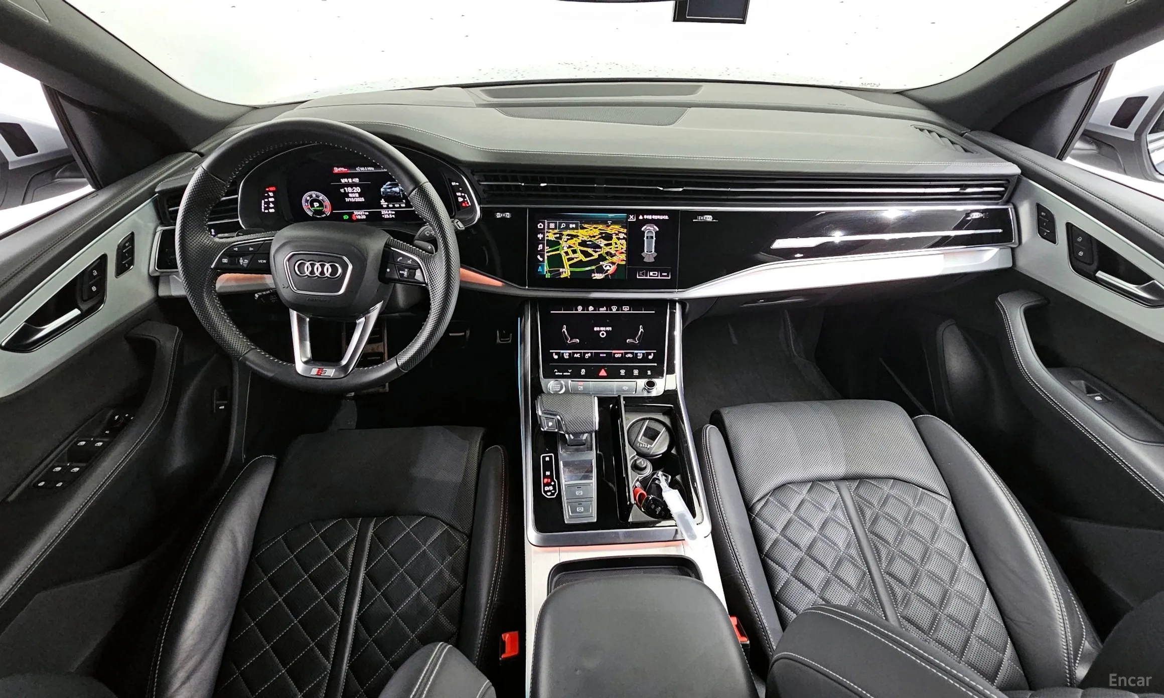Audi Q8 (4M) превью 4