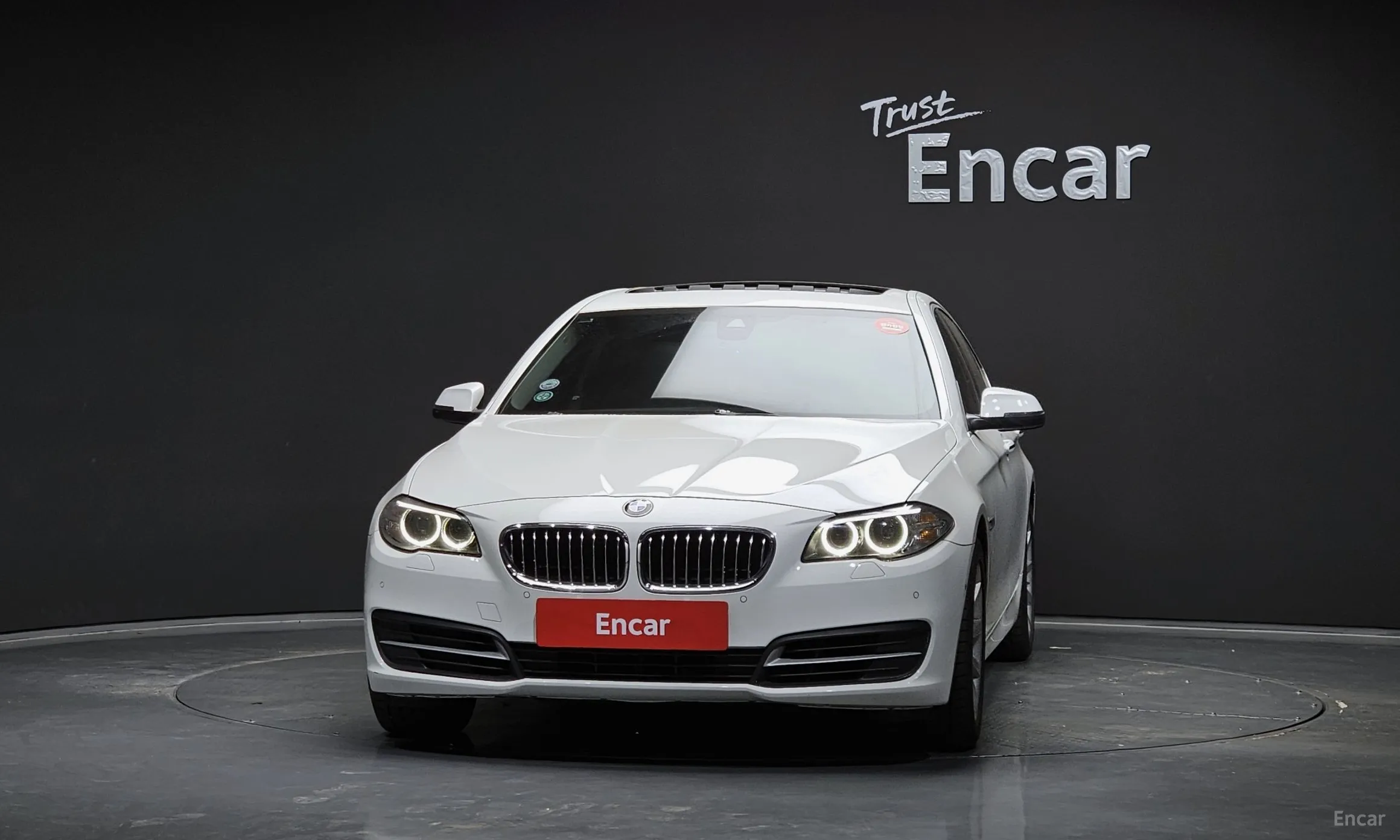 BMW 5 Series (F10) превью 2