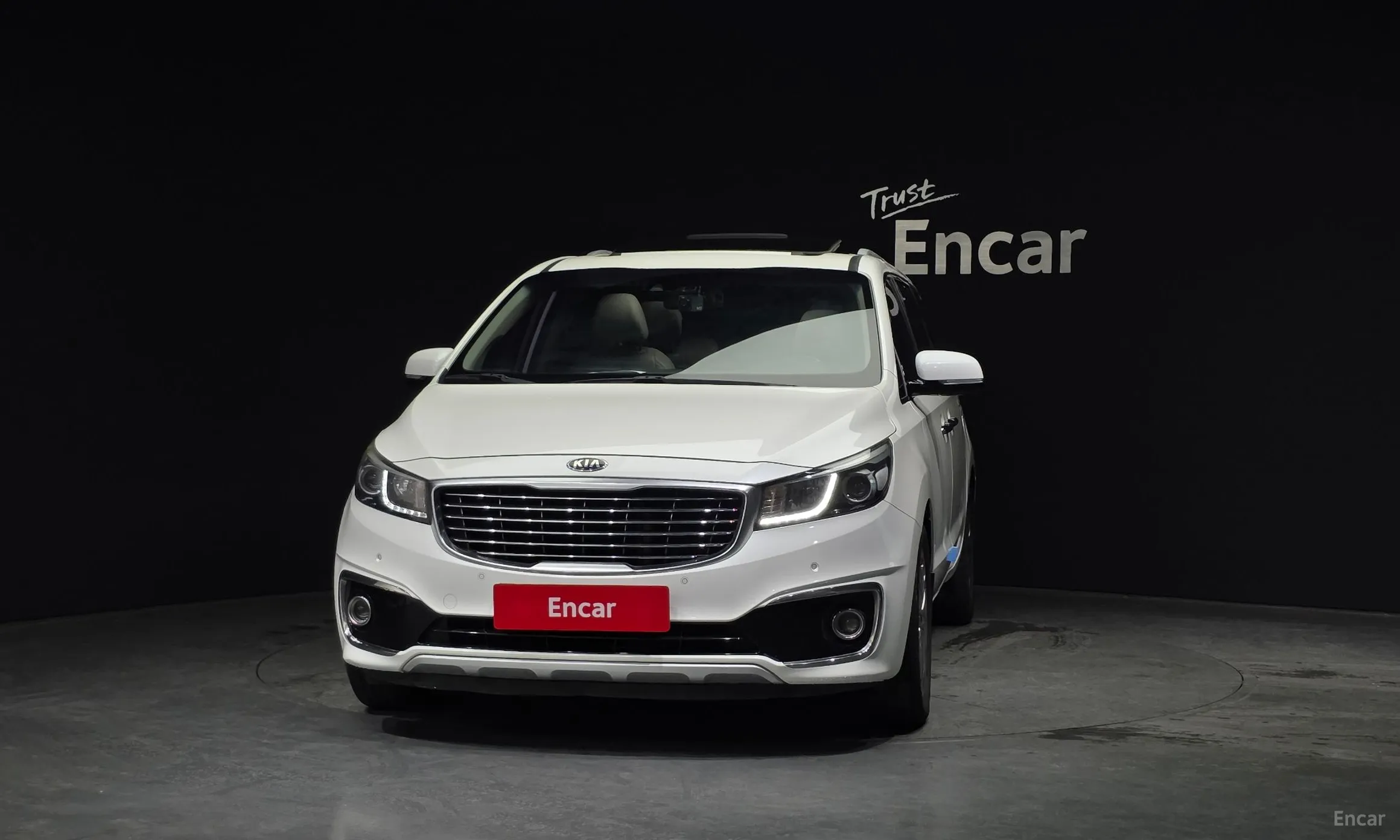Kia Carnival превью 2