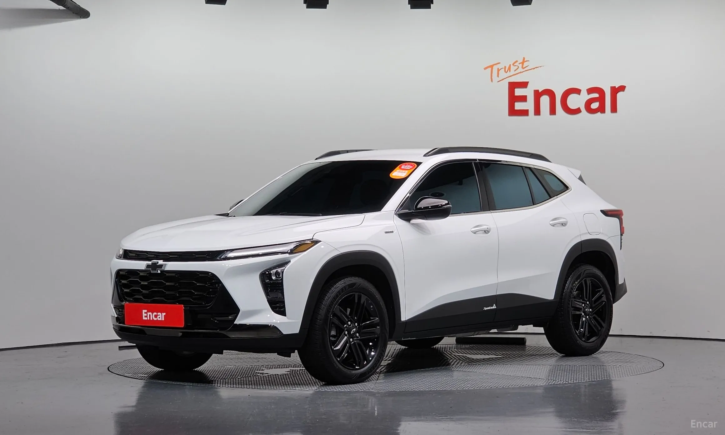 Trax Crossover