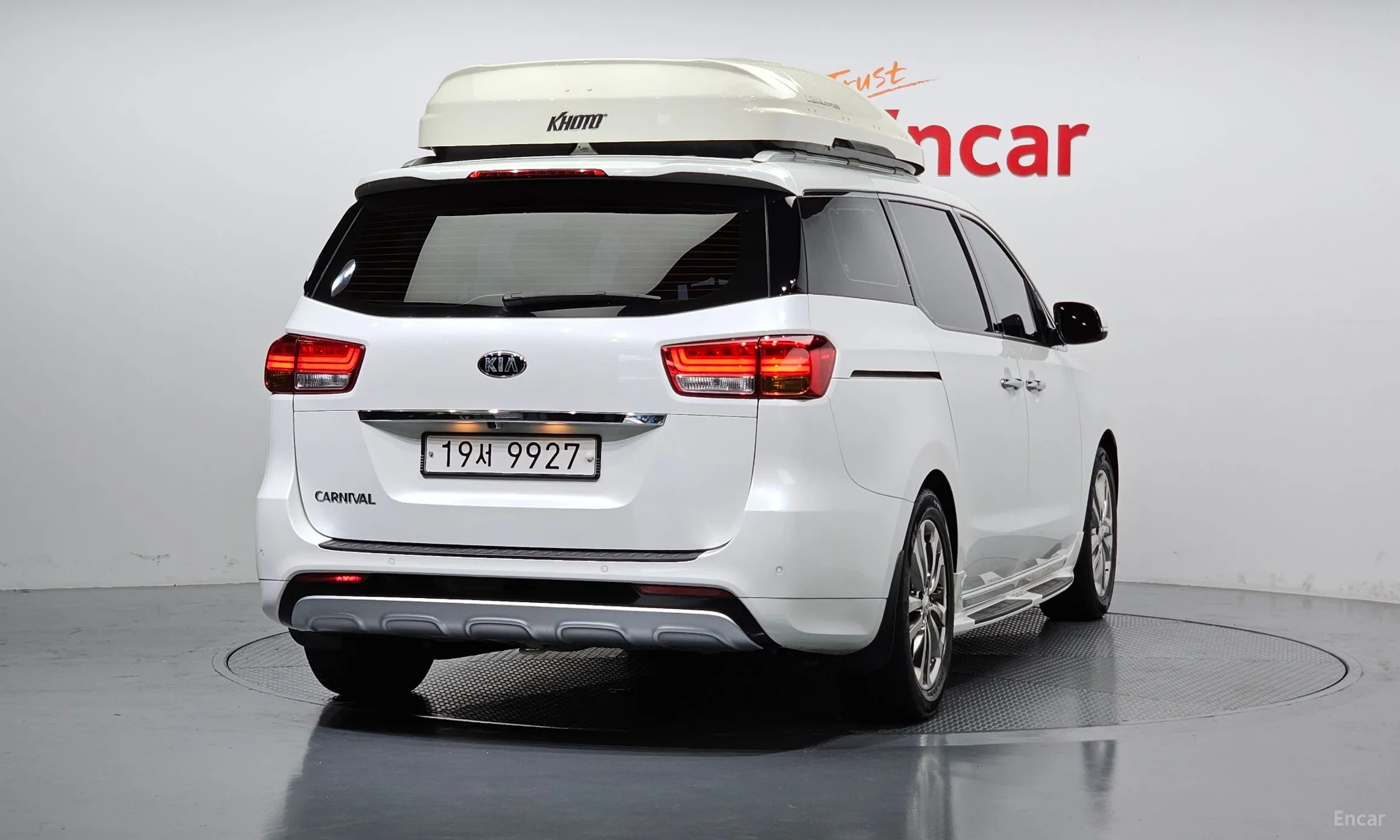 Kia Carnival превью 3