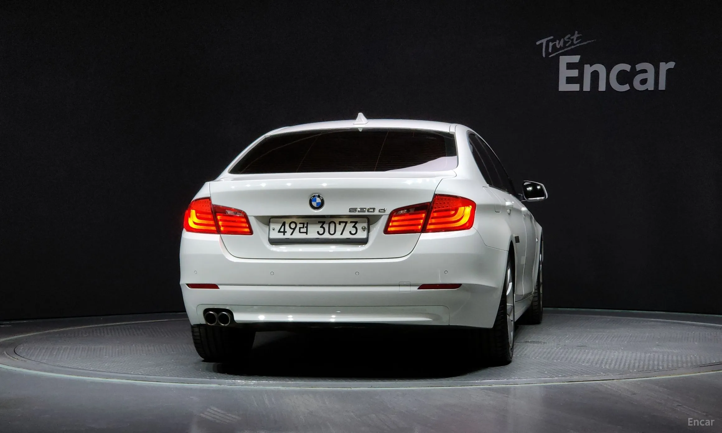 BMW 5 Series (F10) превью 3