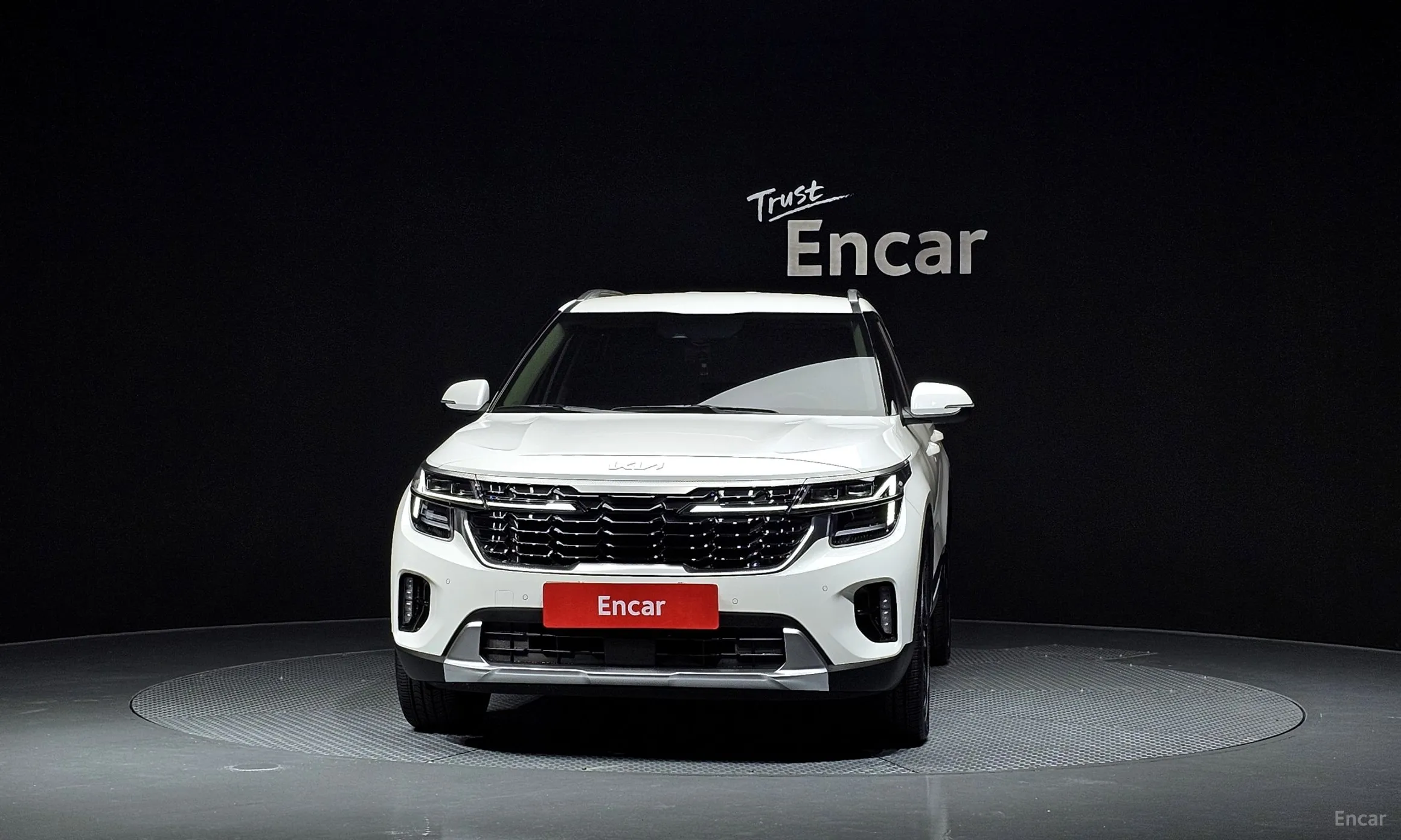 Kia Seltos превью 2