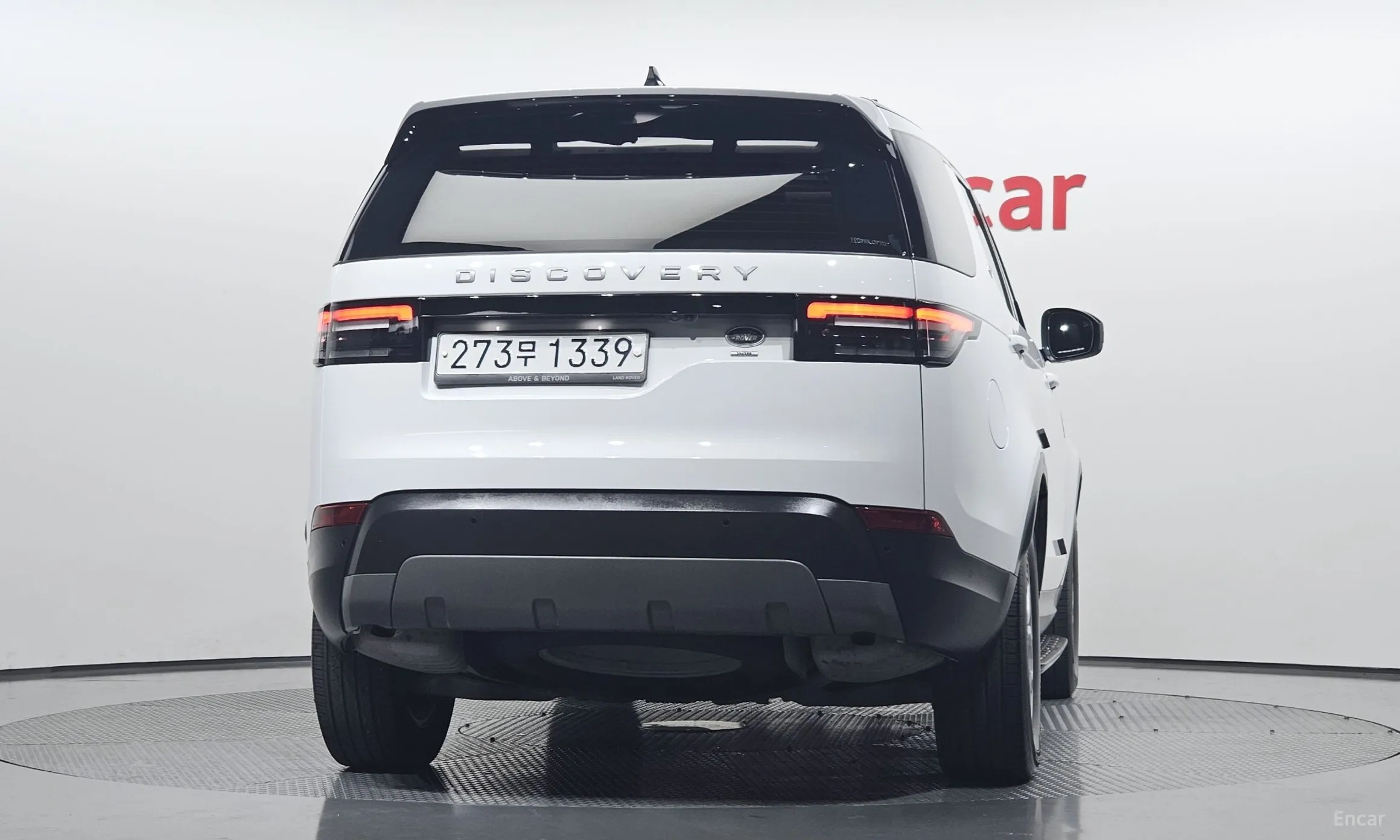 Land Rover Discovery 5 превью 3