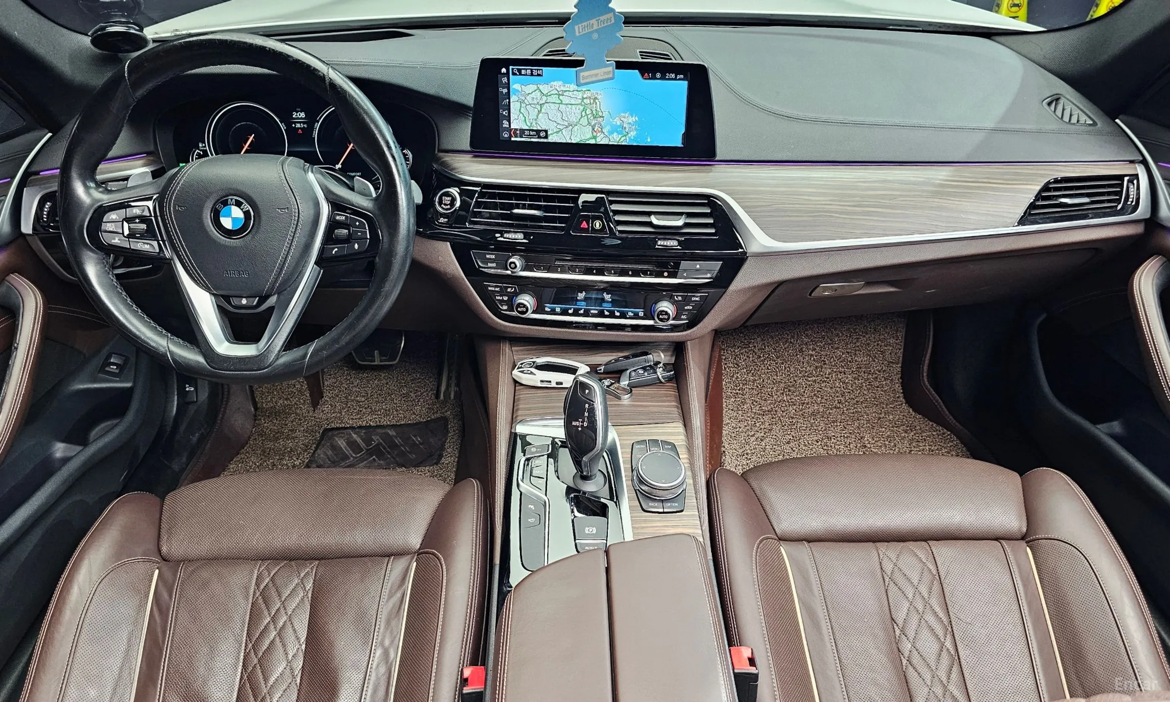 BMW 5 Series (G30) превью 4