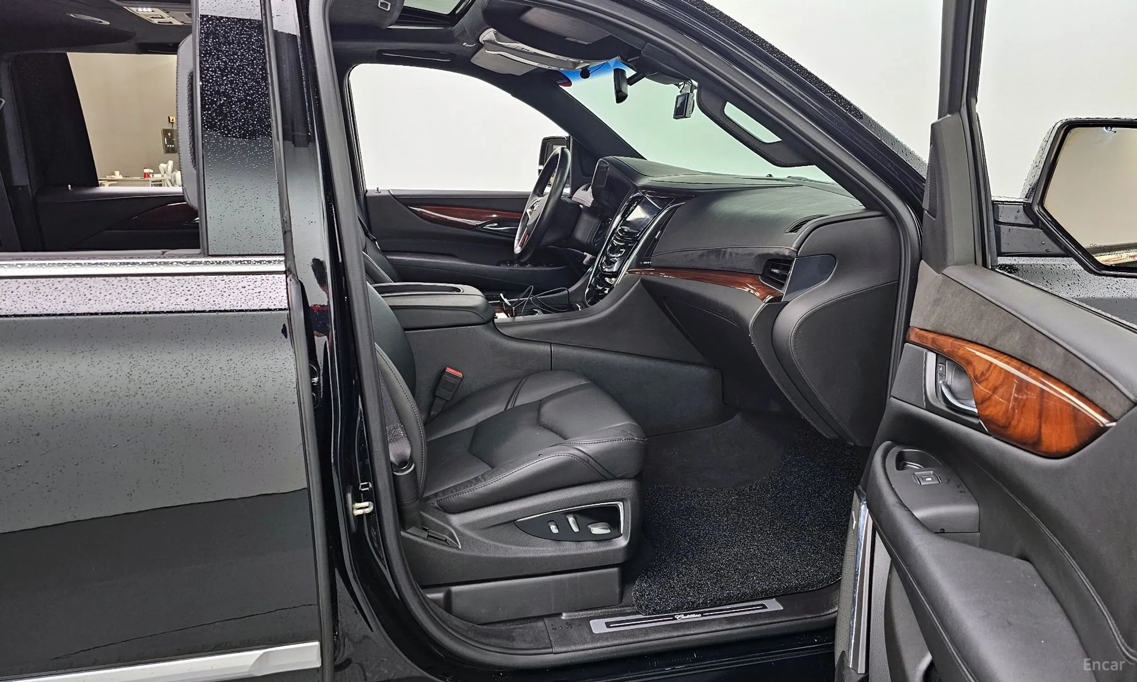 Cadillac Escalade превью 11