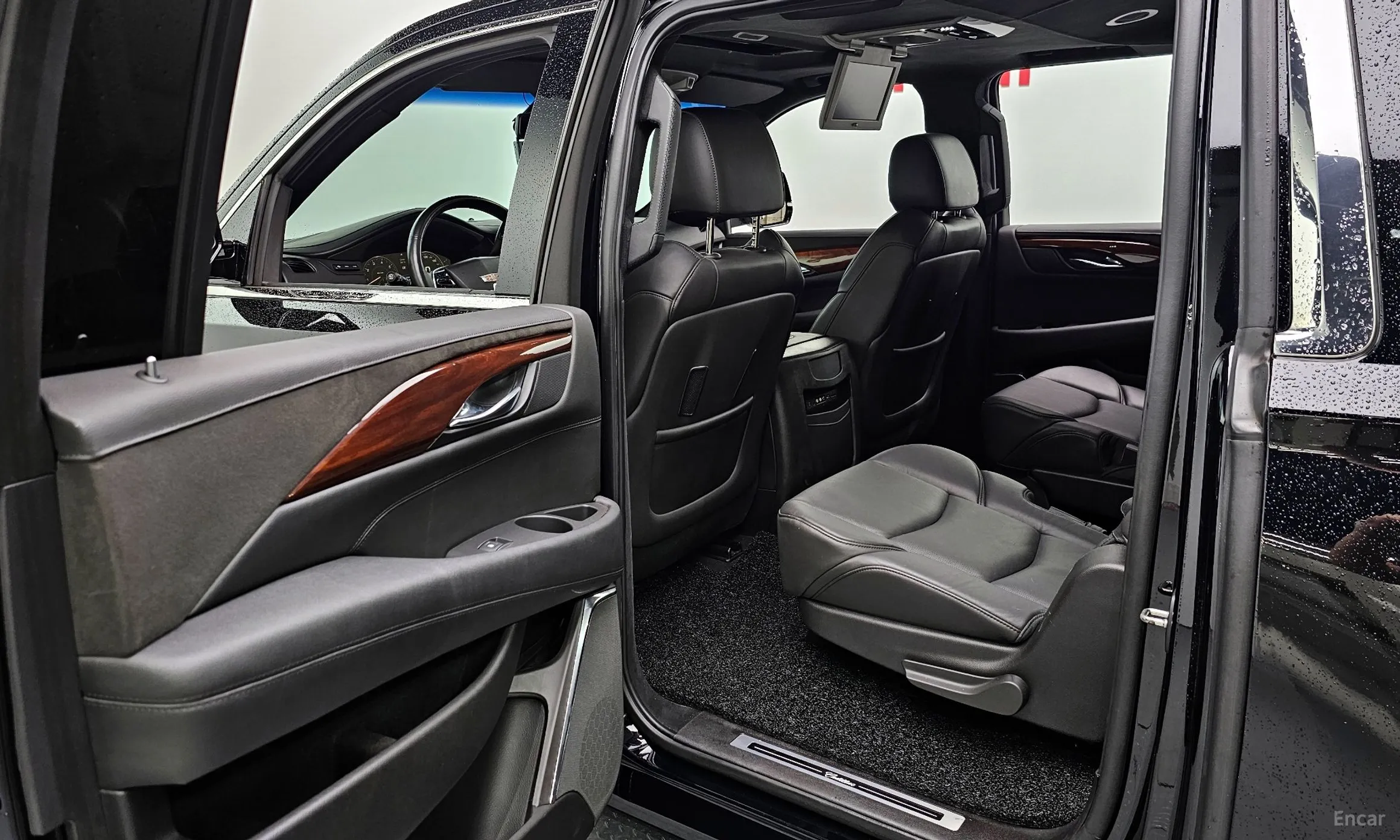Cadillac Escalade превью 12