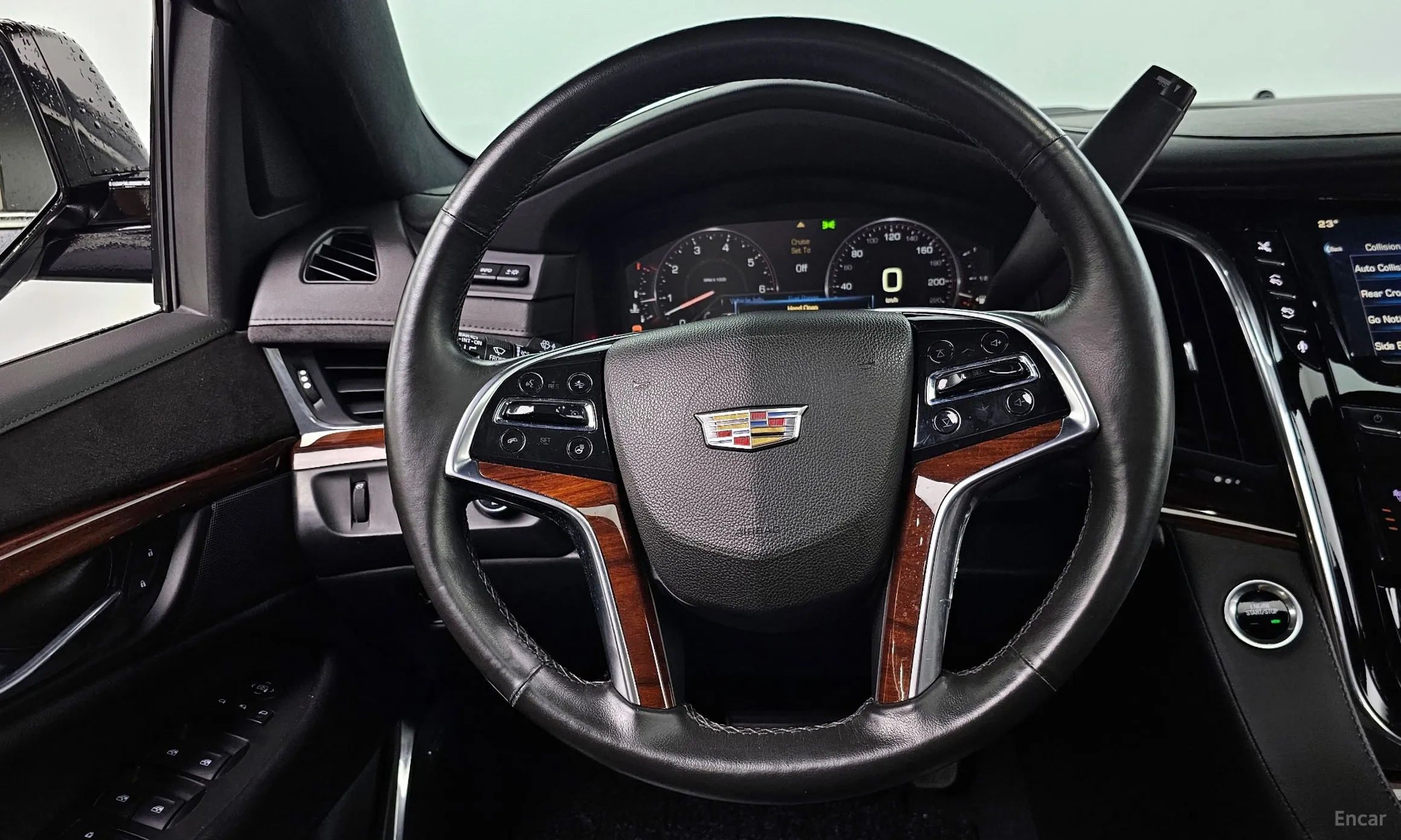Cadillac Escalade превью 13