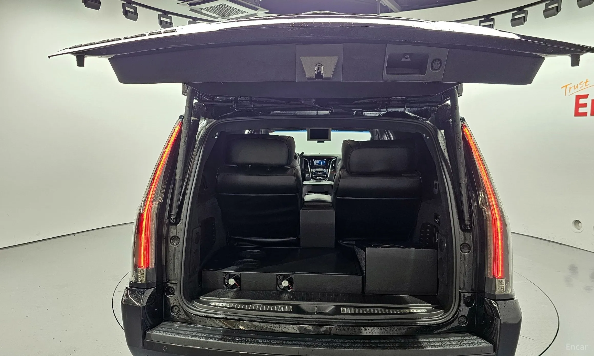 Cadillac Escalade превью 20