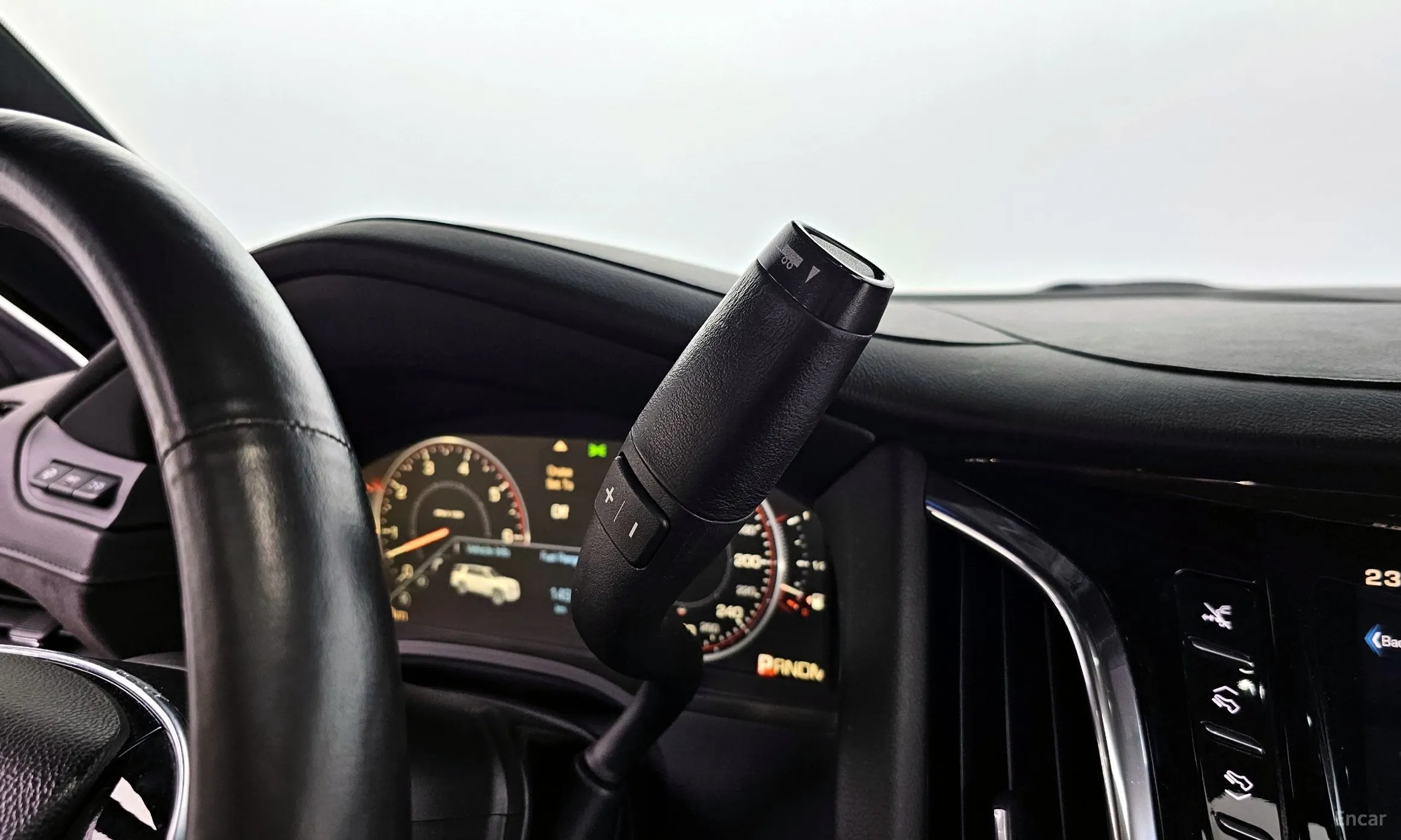 Cadillac Escalade превью 9