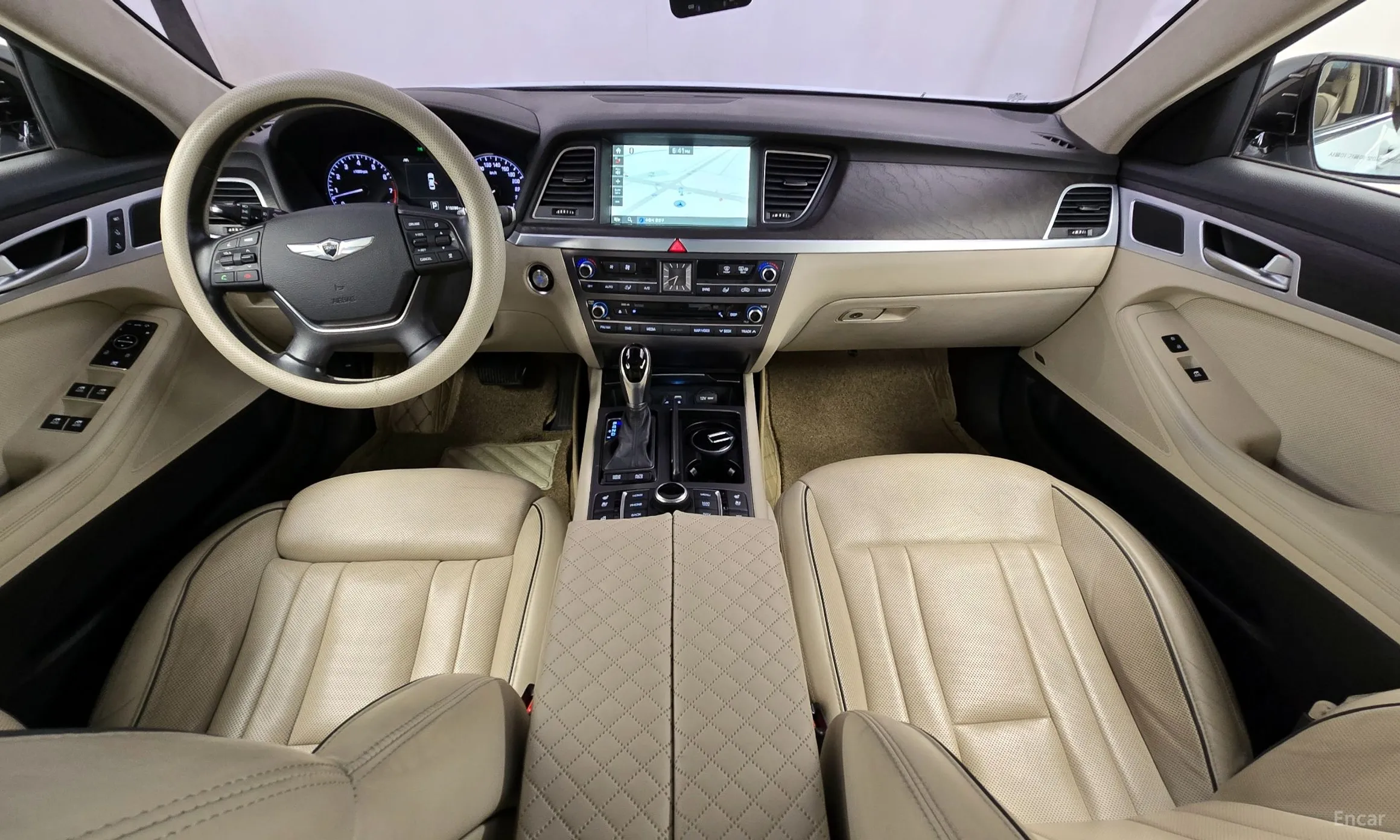 Hyundai Genesis DH превью 4