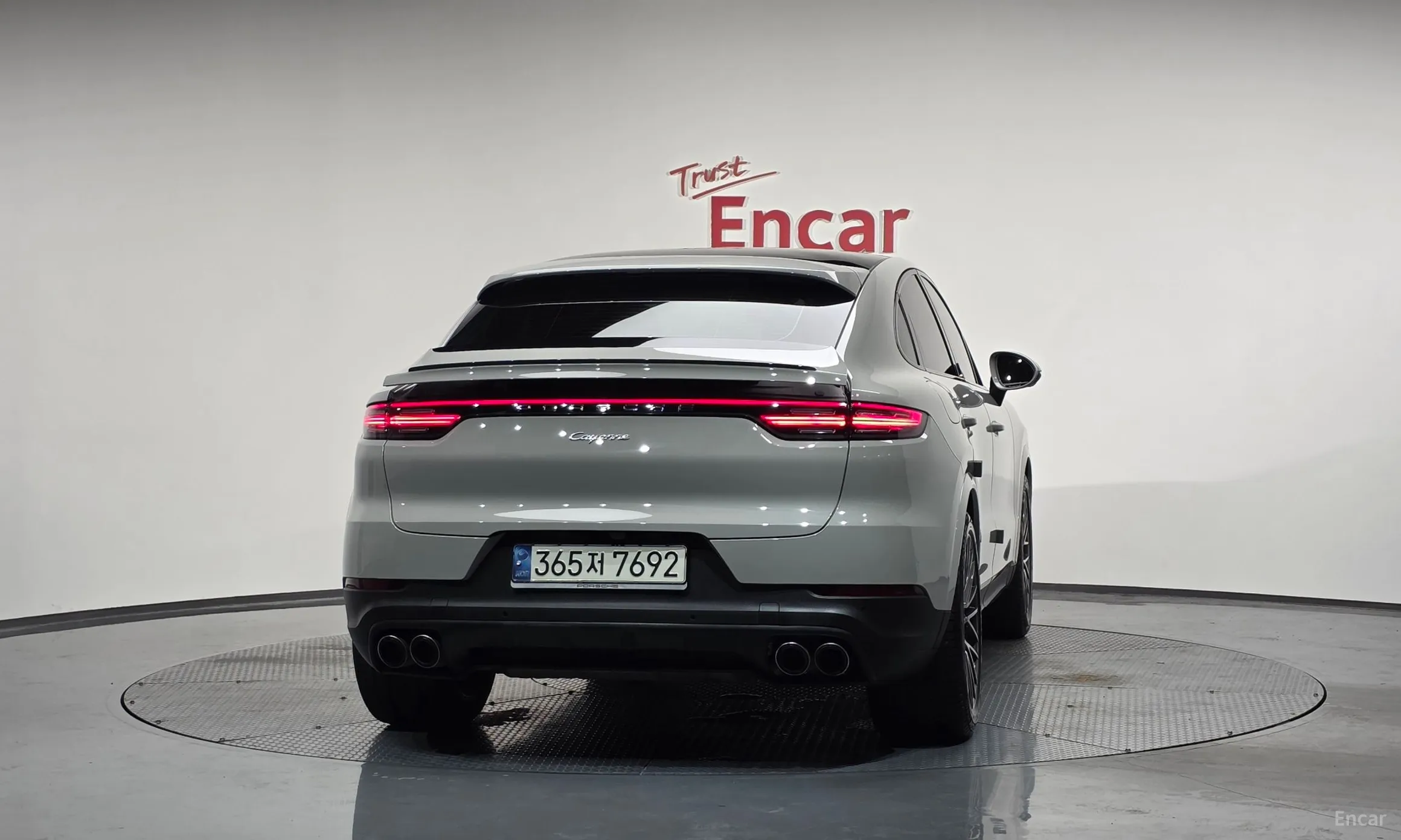 Porsche Cayenne (PO536) превью 3
