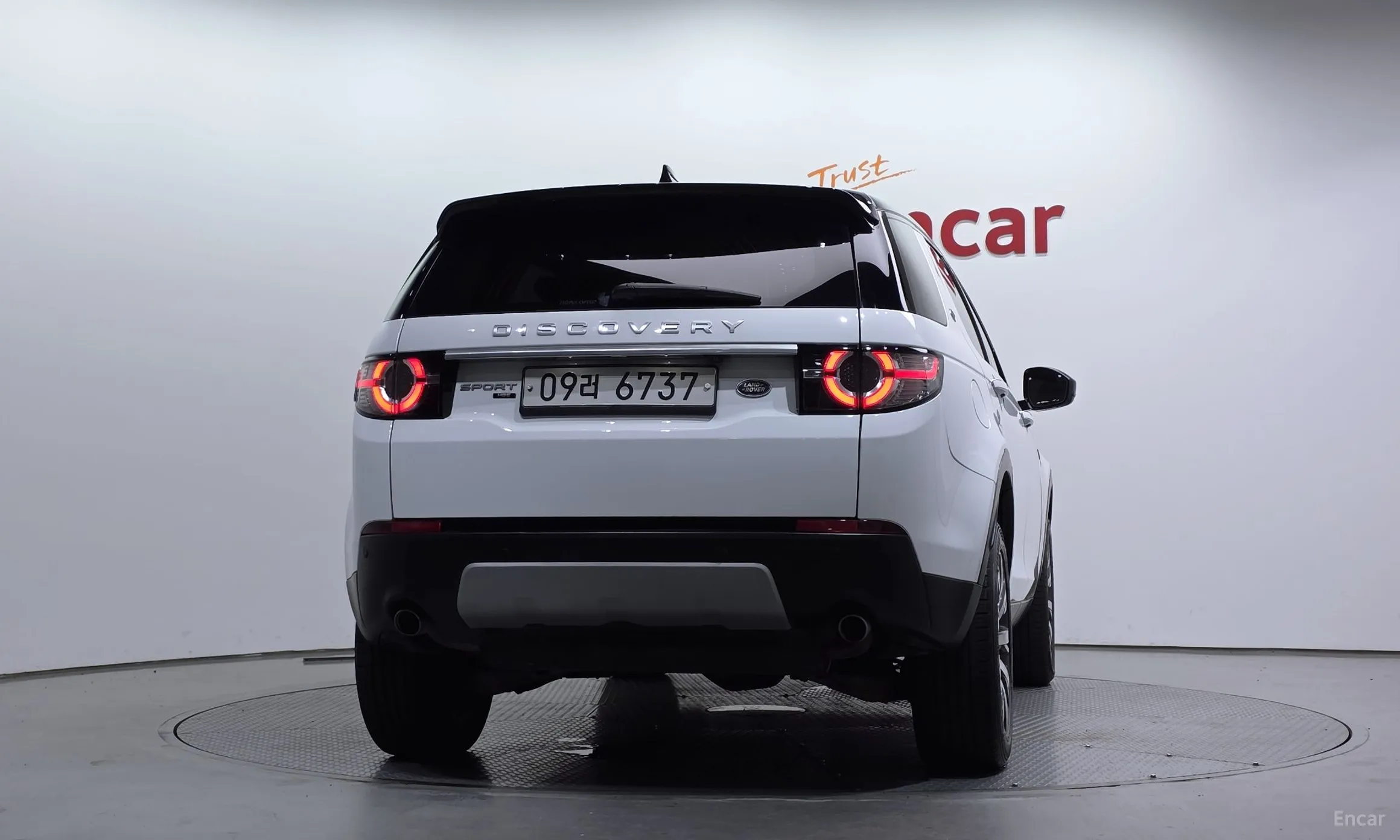 Land Rover Discovery Sports превью 3