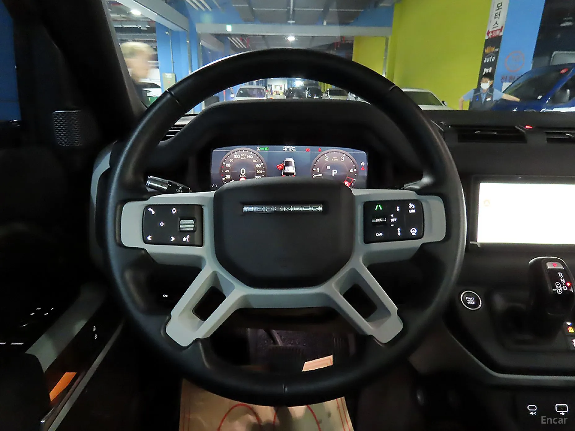 Land Rover Defender (L663) превью 4