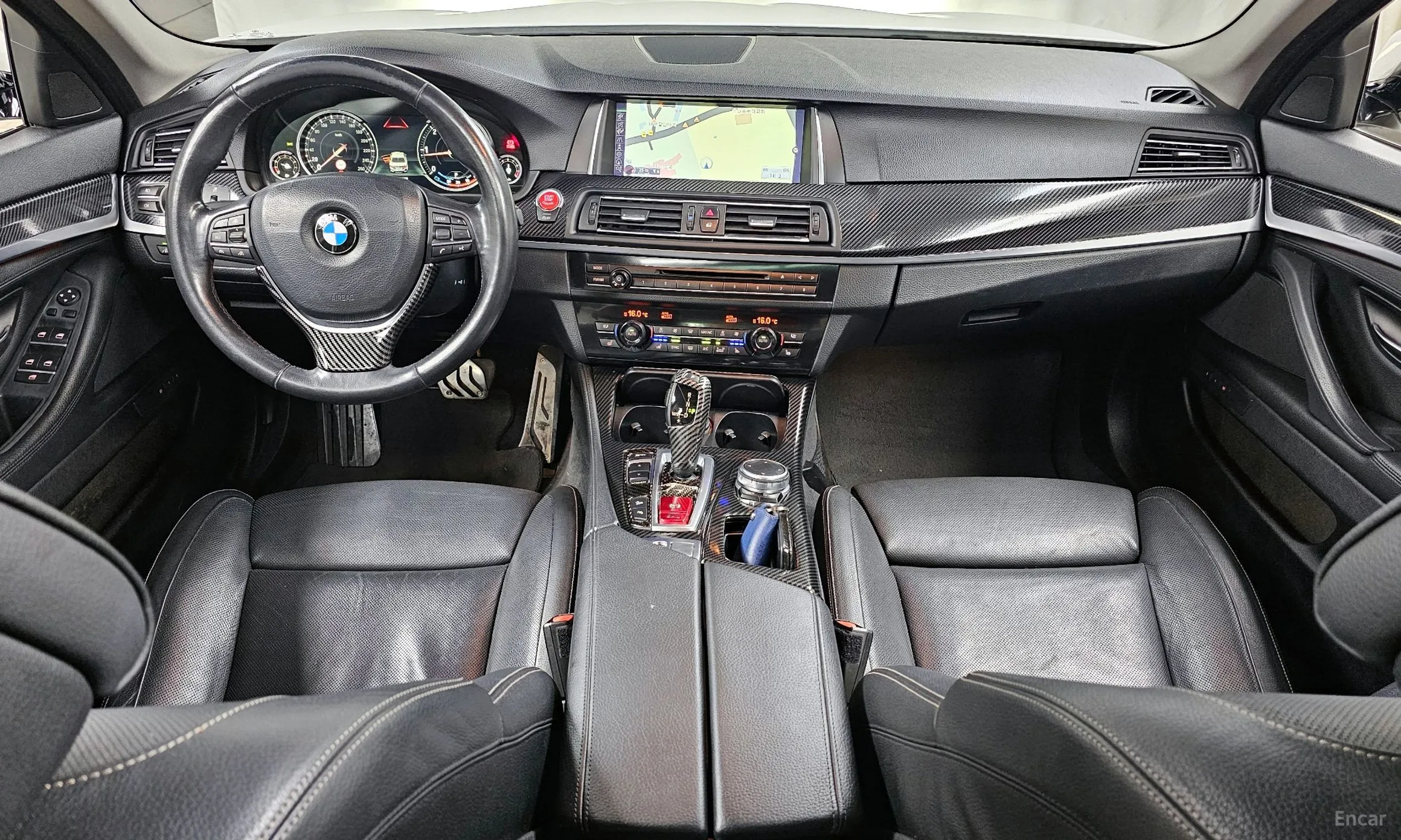BMW 5 Series (F10) превью 4