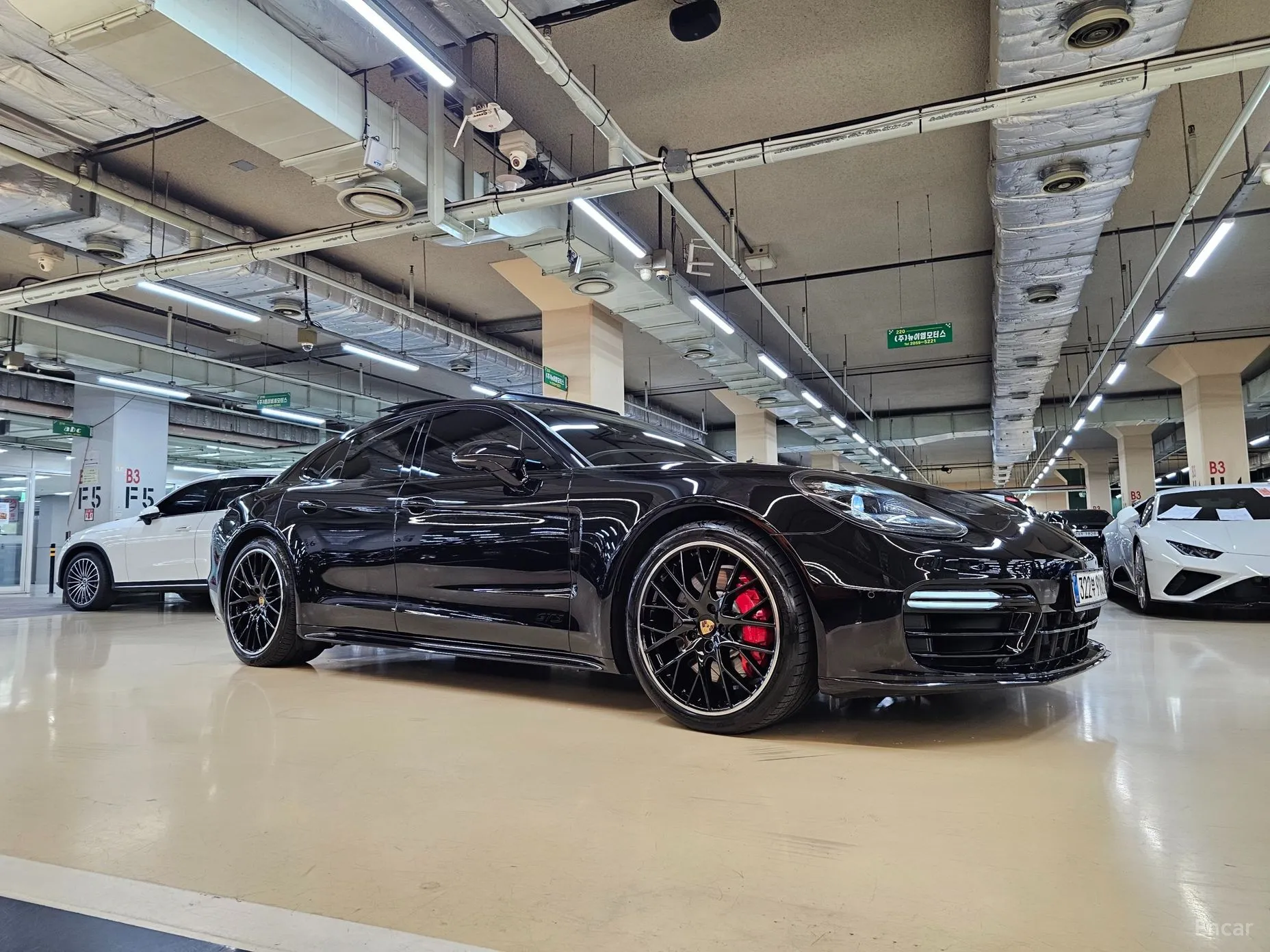 Porsche Panamera (971) превью 3