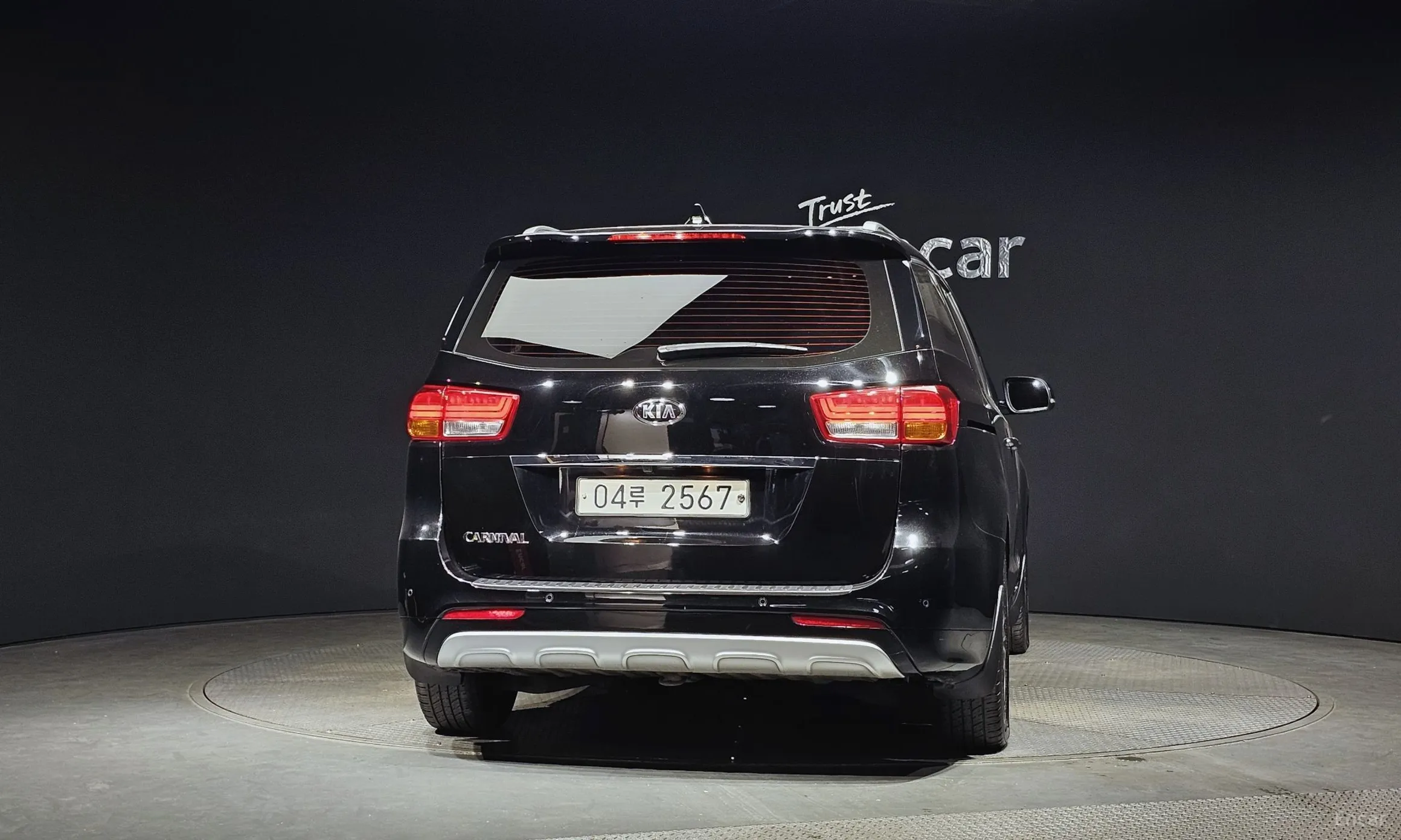 Kia Carnival превью 3