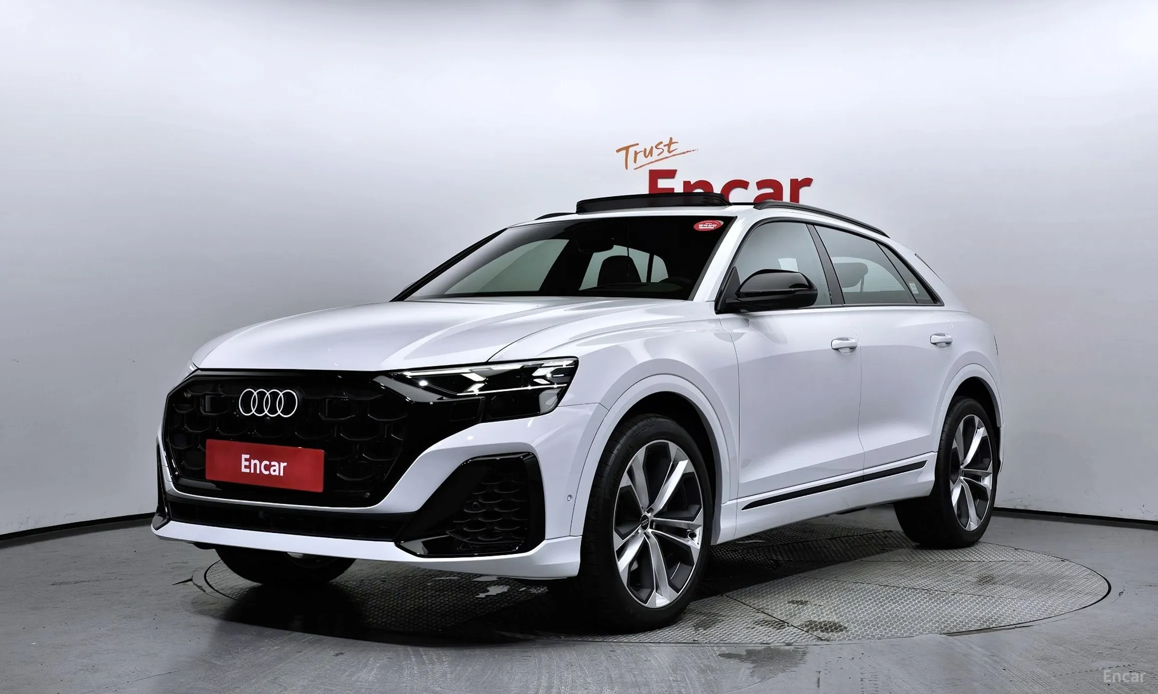 Audi Q8 (4M)