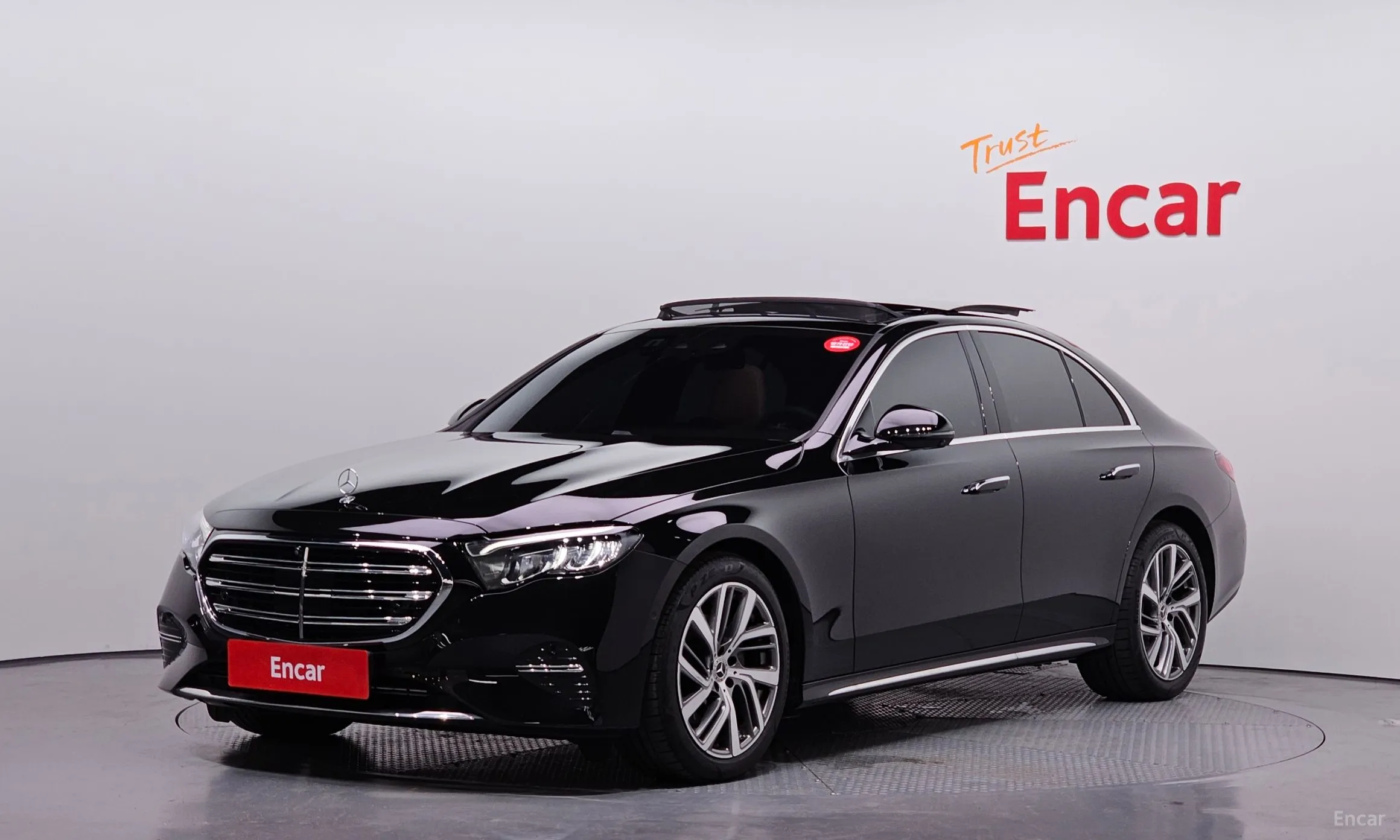 E-Class W214