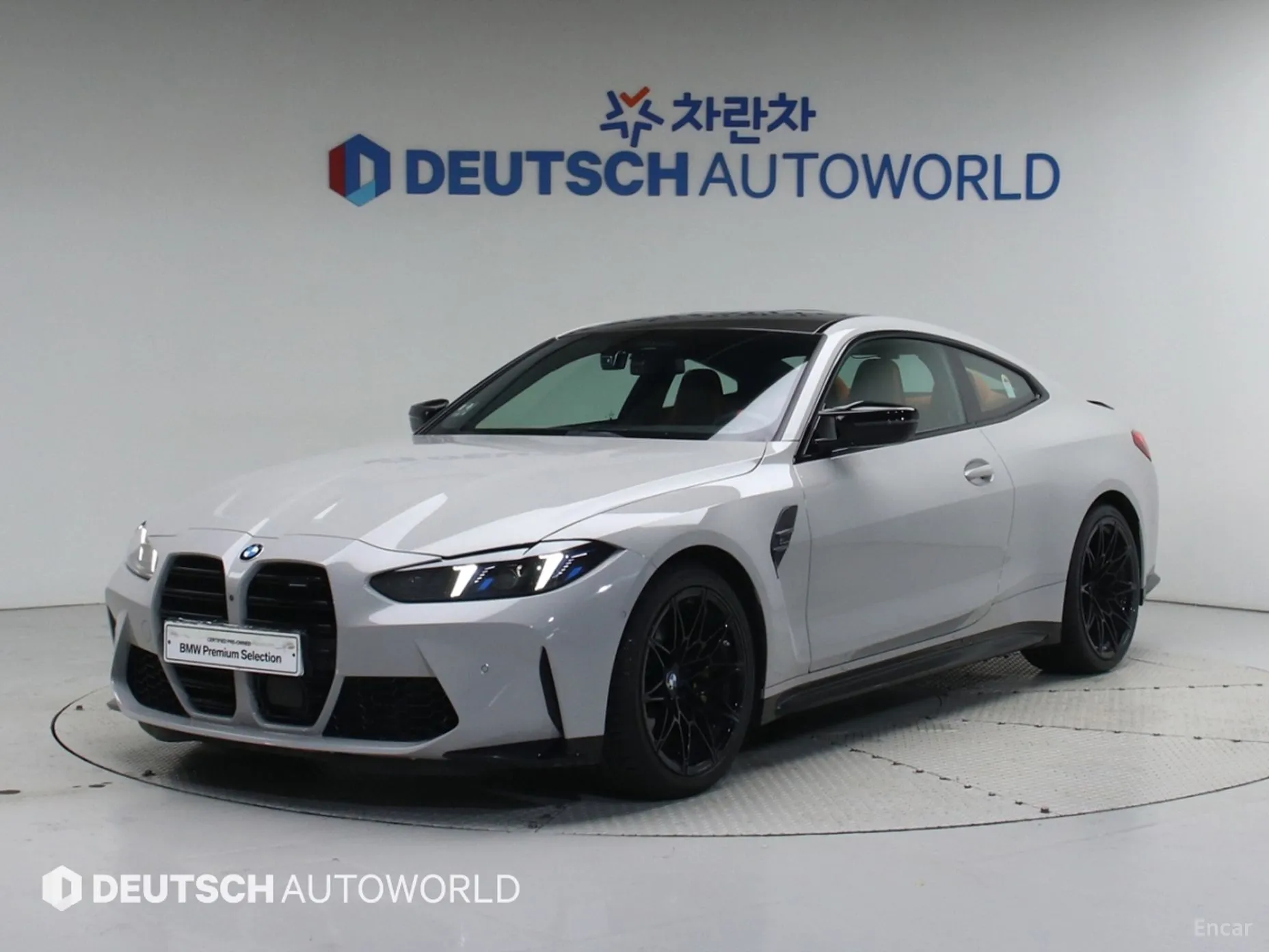 BMW M4 (G82)