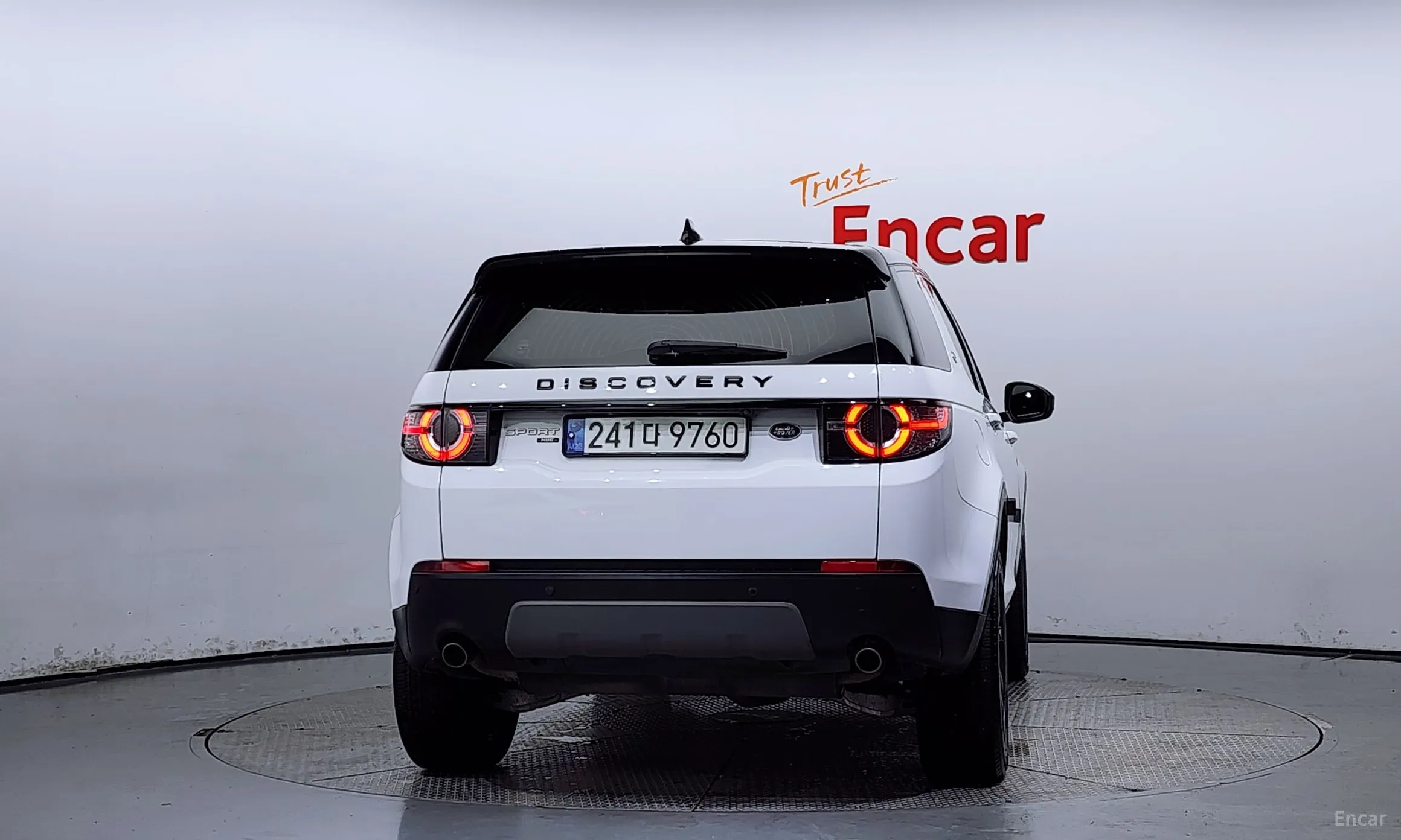 Land Rover Discovery Sports превью 3