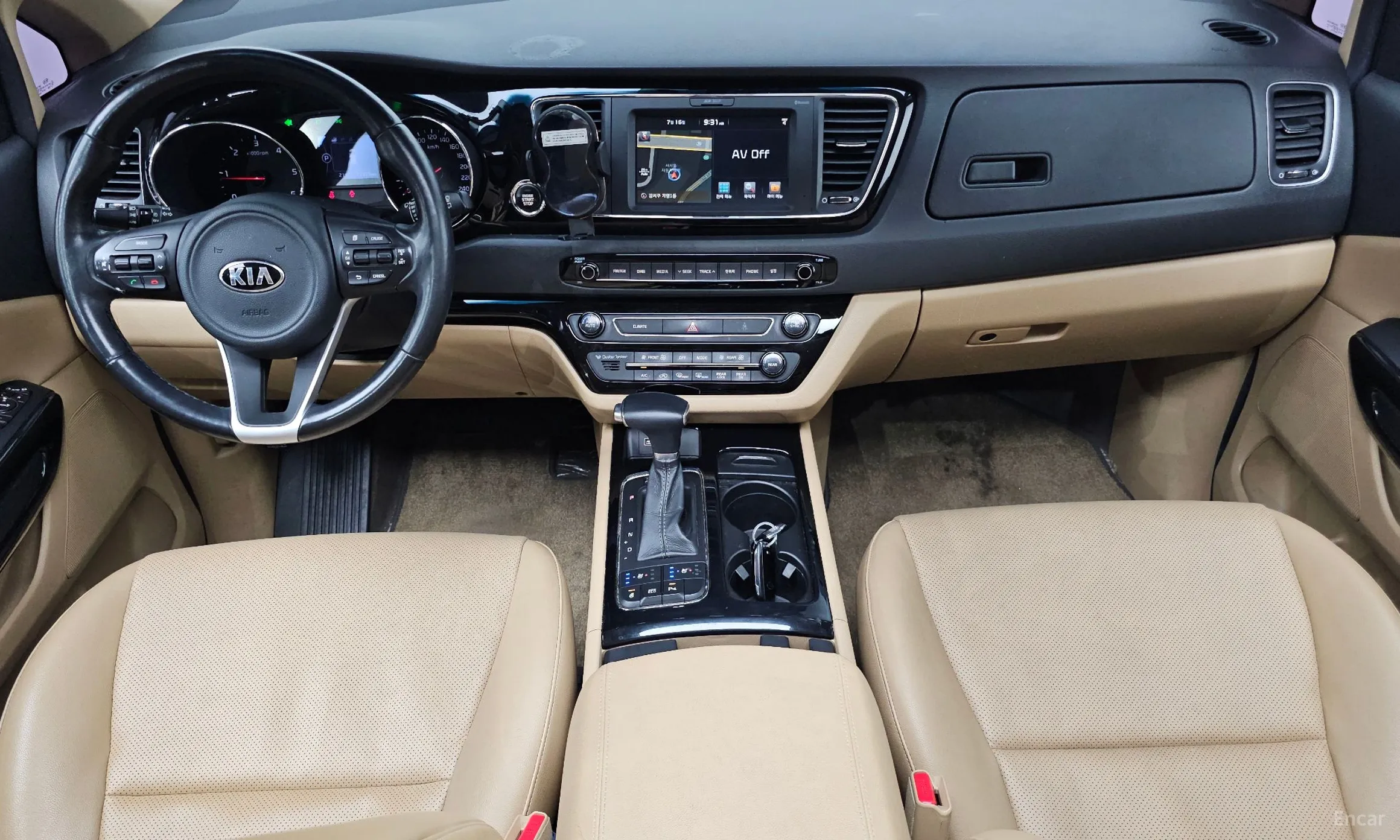 Kia Carnival превью 4