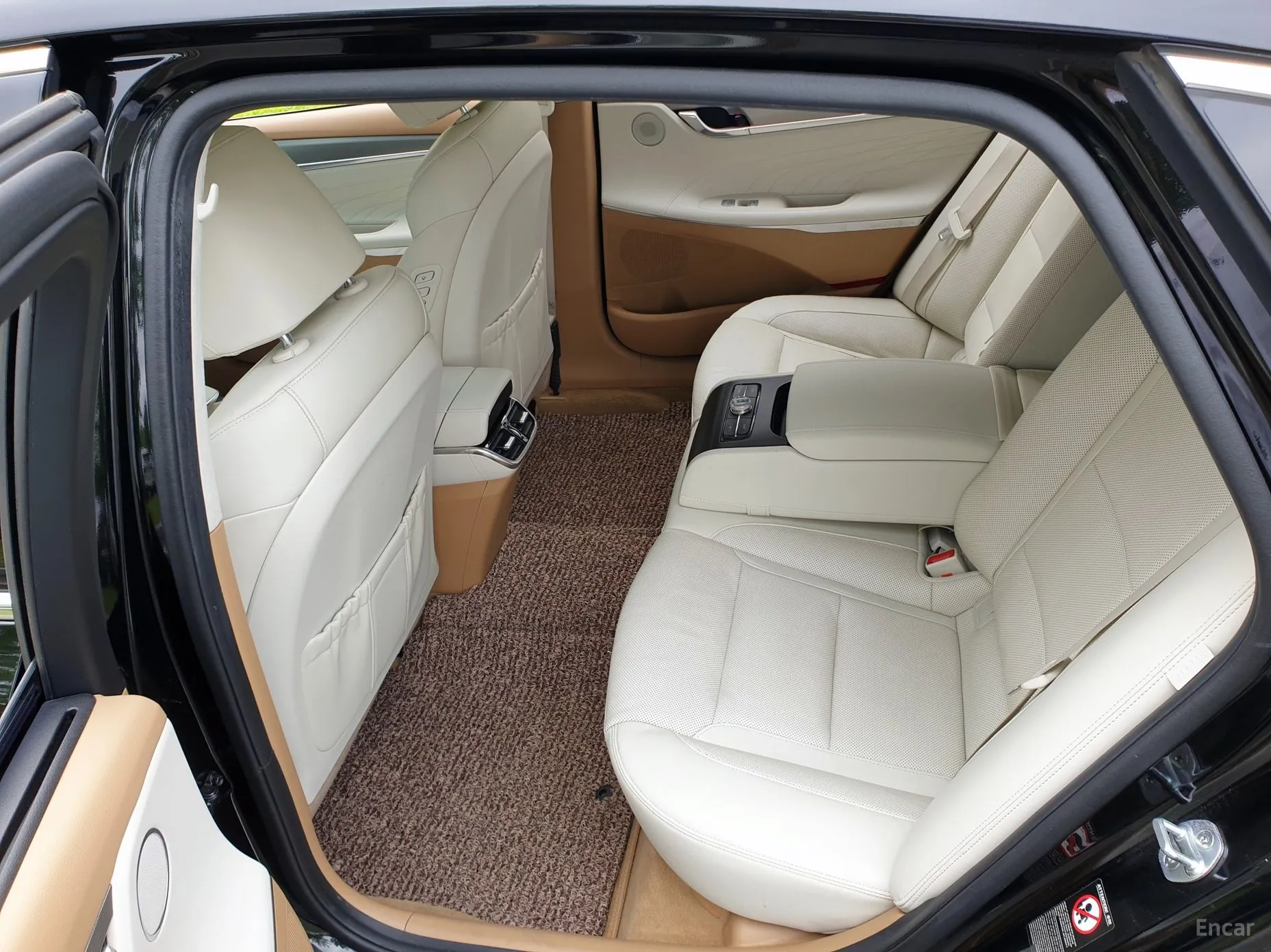 Hyundai Grandeur IG превью 2