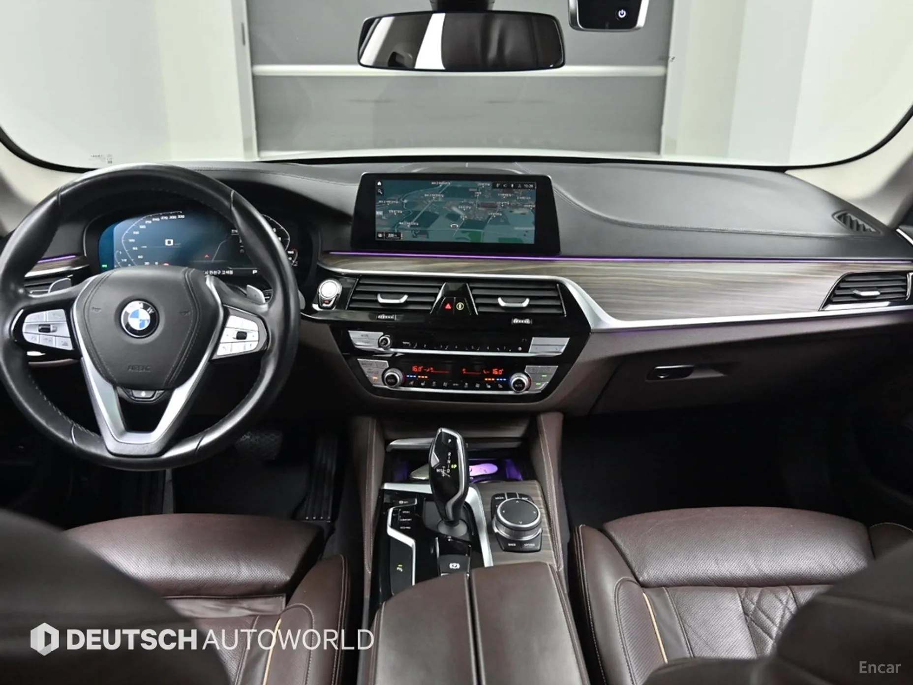 BMW 5 Series (G30) превью 4