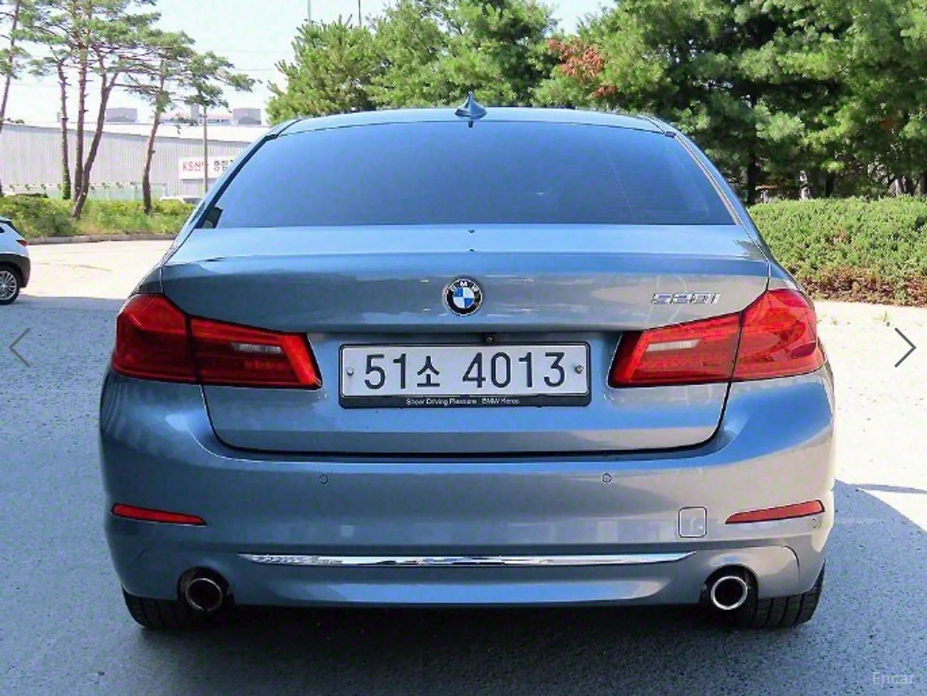 BMW 5 Series (G30) превью 3