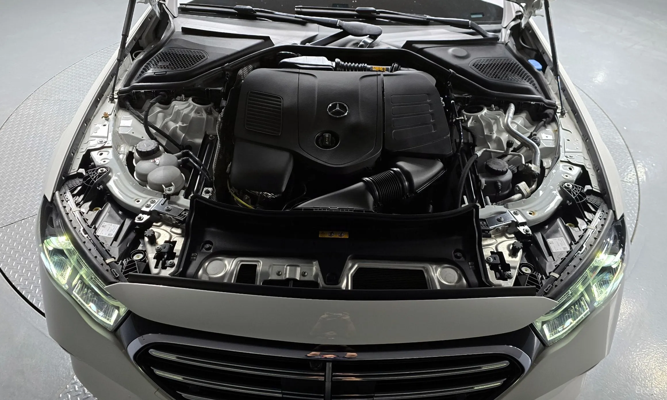 Mercedes Benz E-Class W214 превью 6