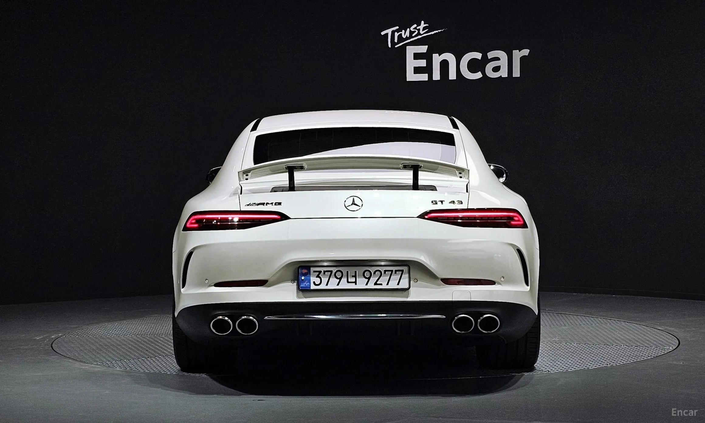 Mercedes Benz AMG GT превью 3