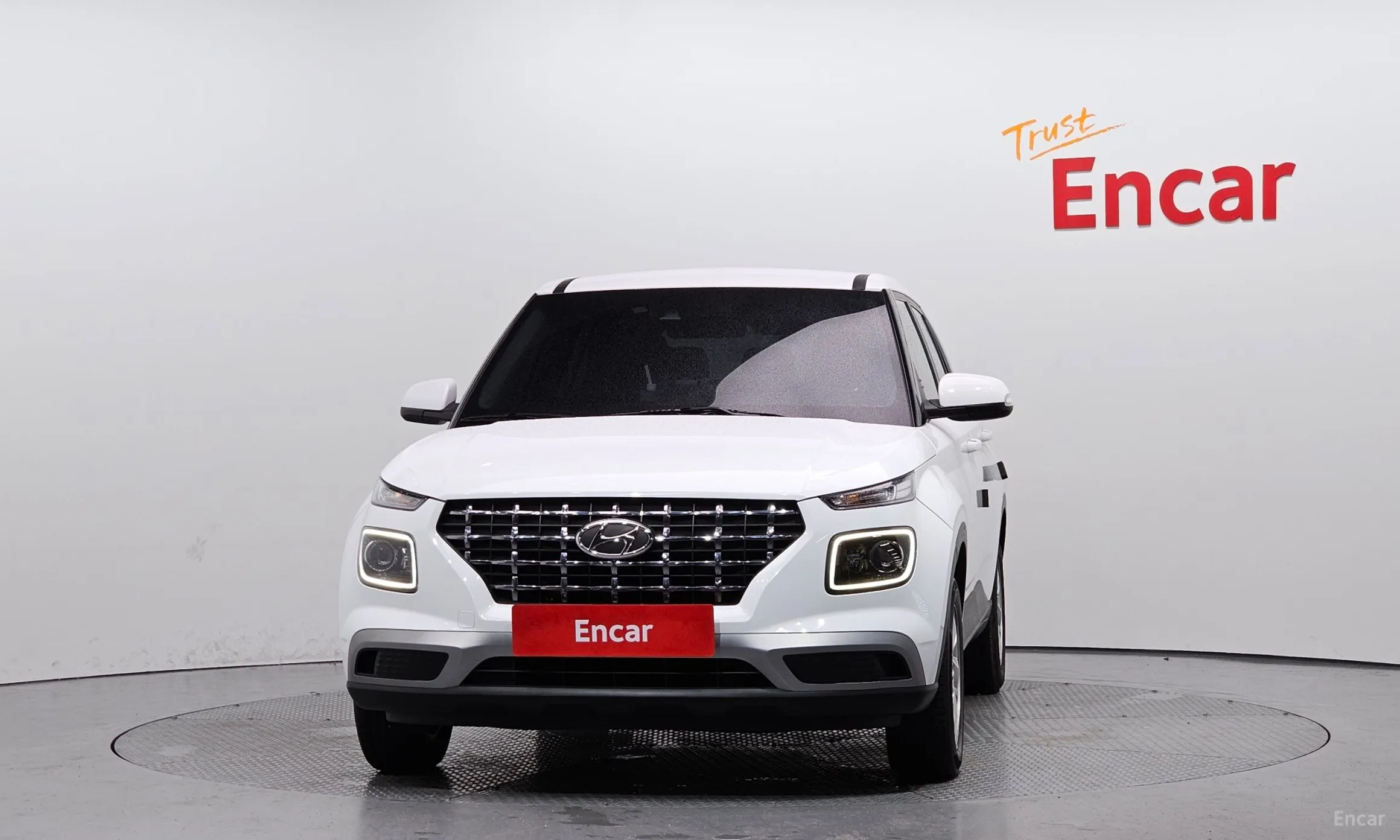 Hyundai Venue превью 2