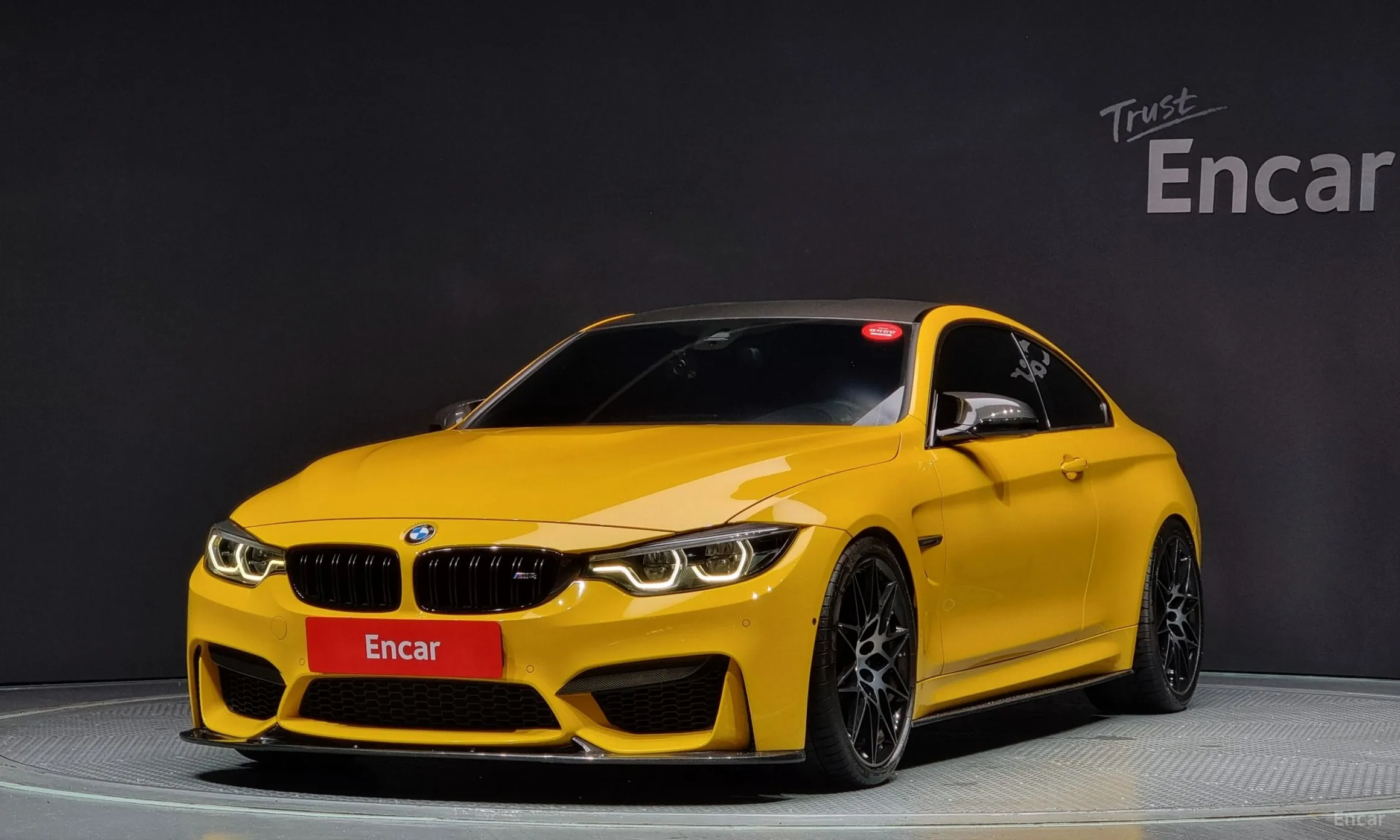 BMW M4 (F82)