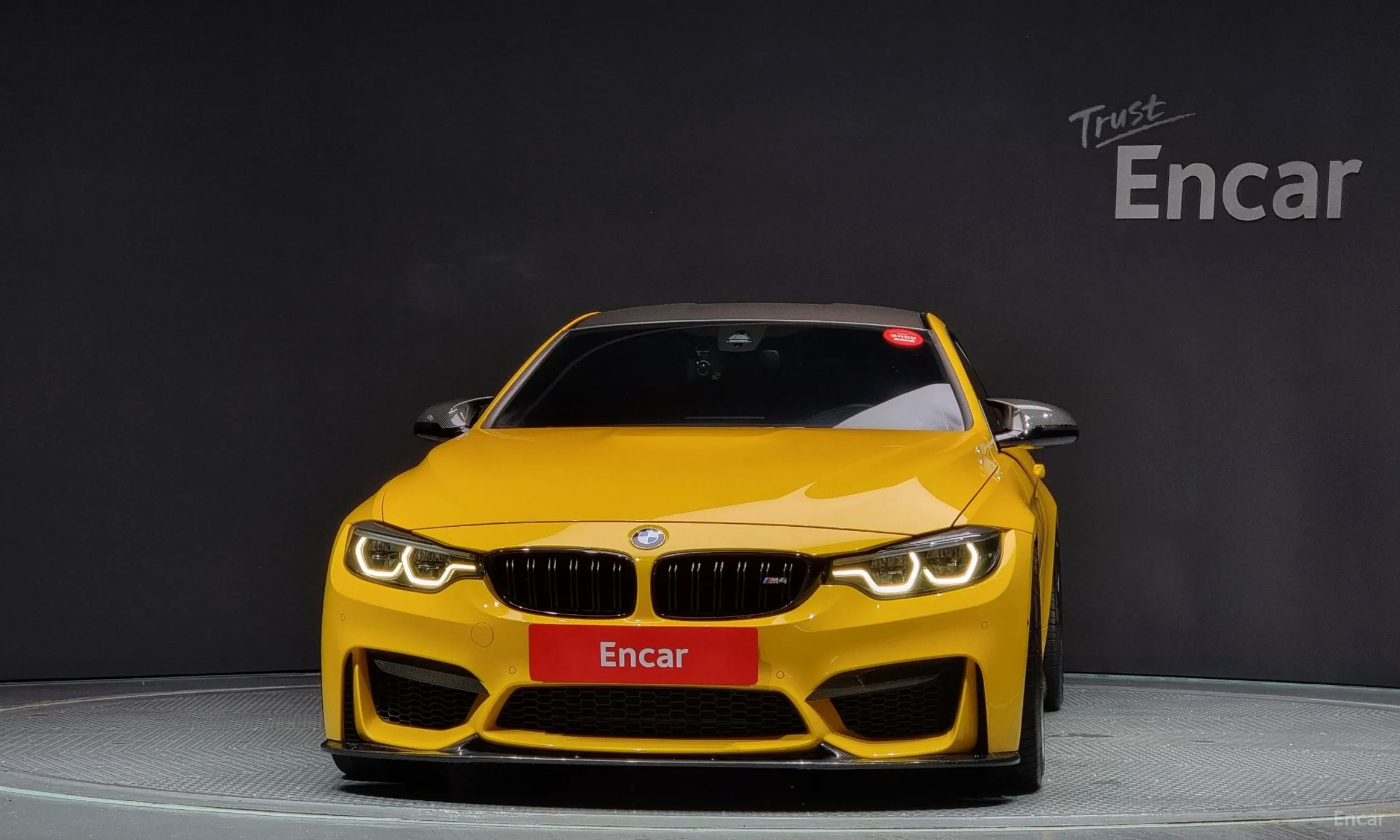 BMW M4 (F82)