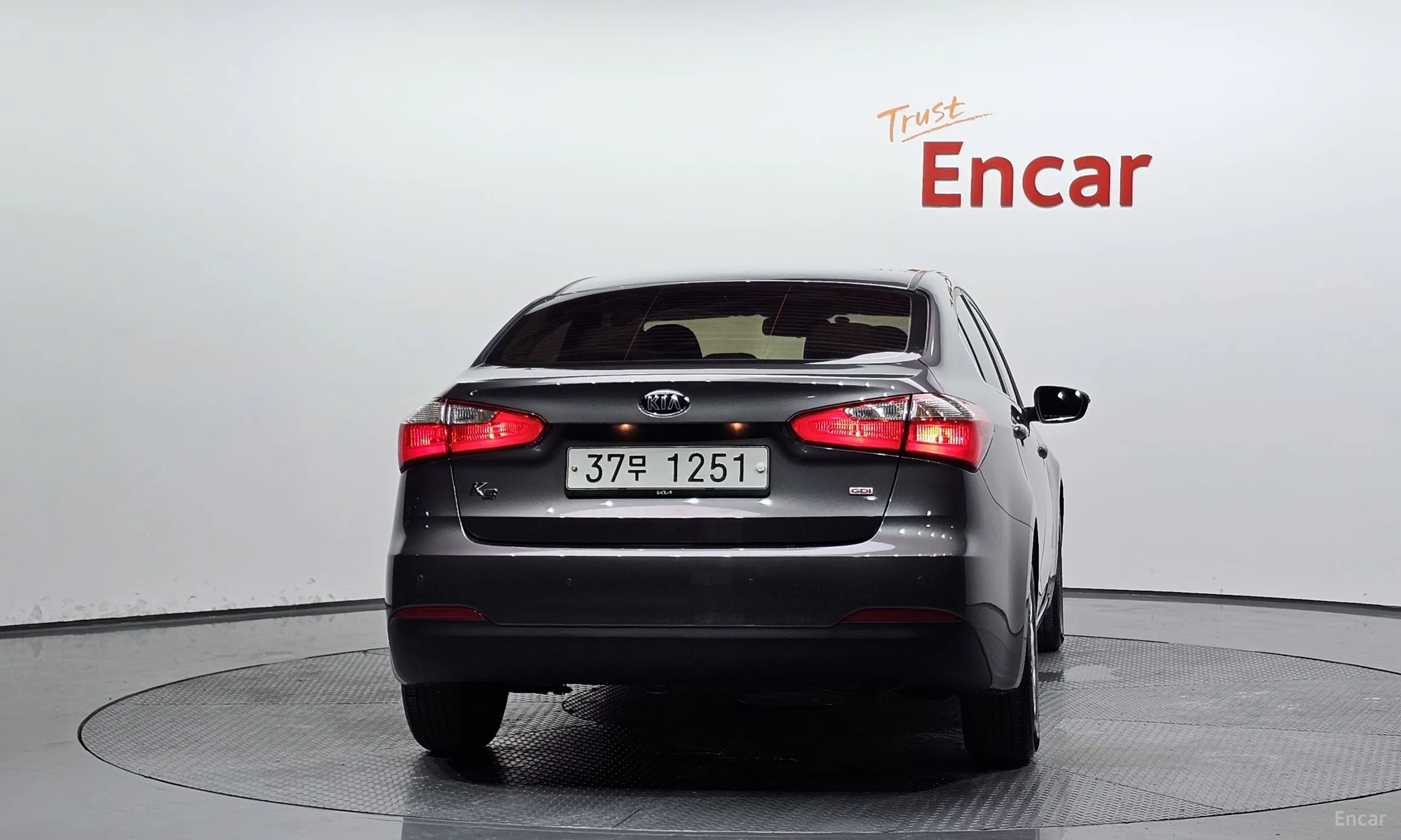 Kia K3 превью 3