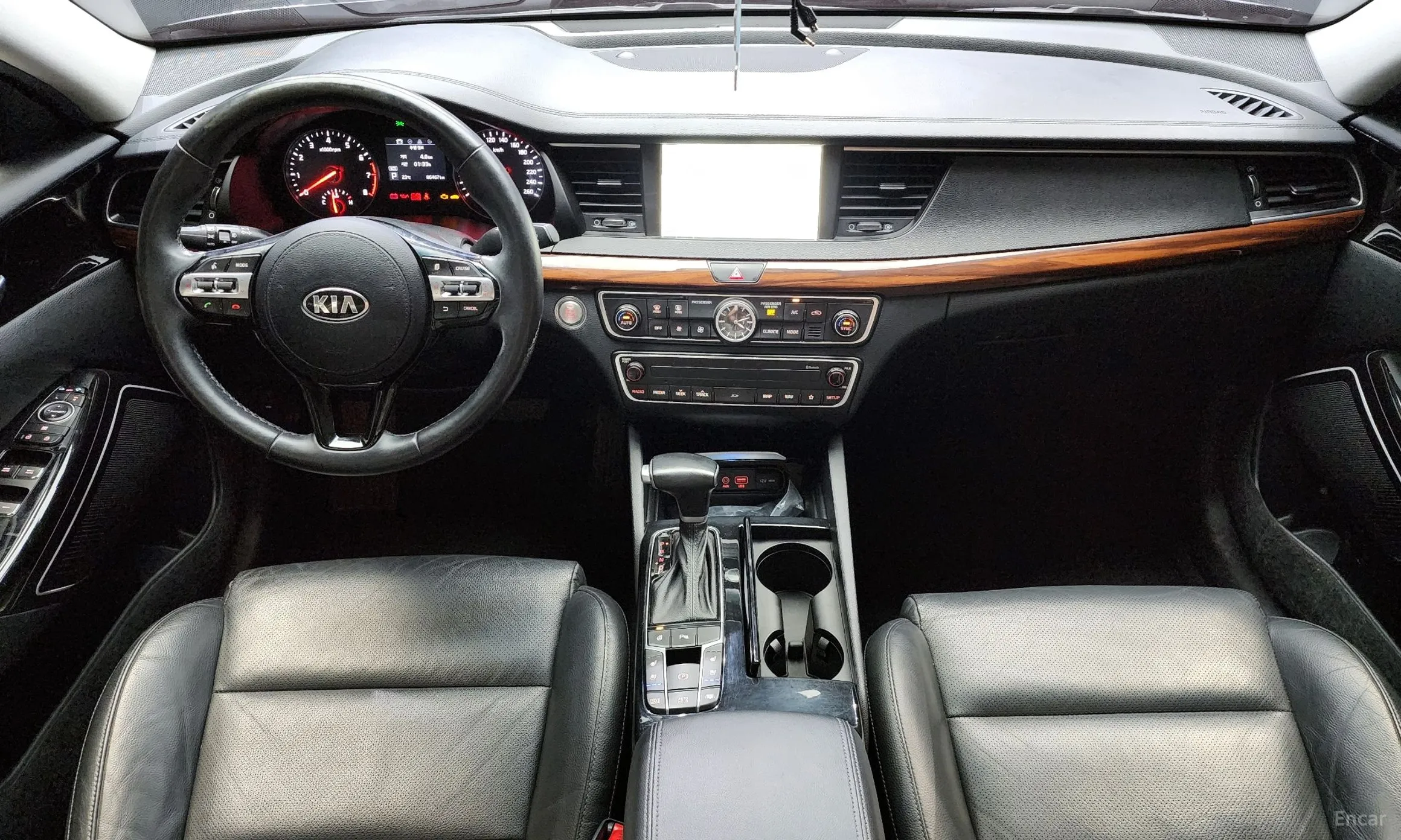 Kia K7 превью 4