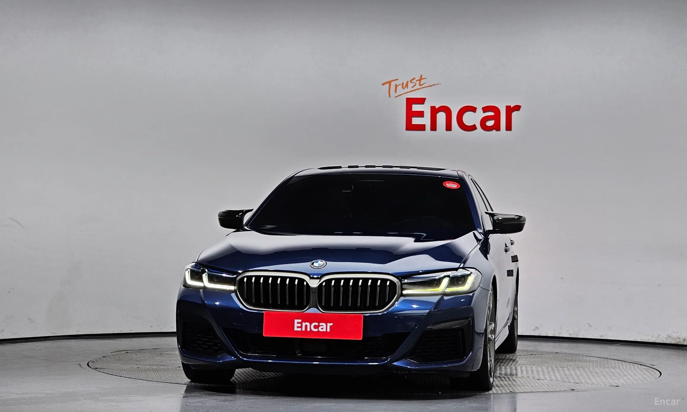 BMW 5 Series (G30) превью 2