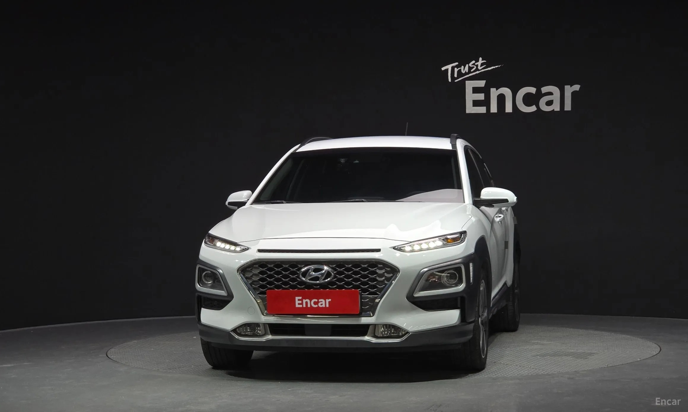 Hyundai Kona превью 2