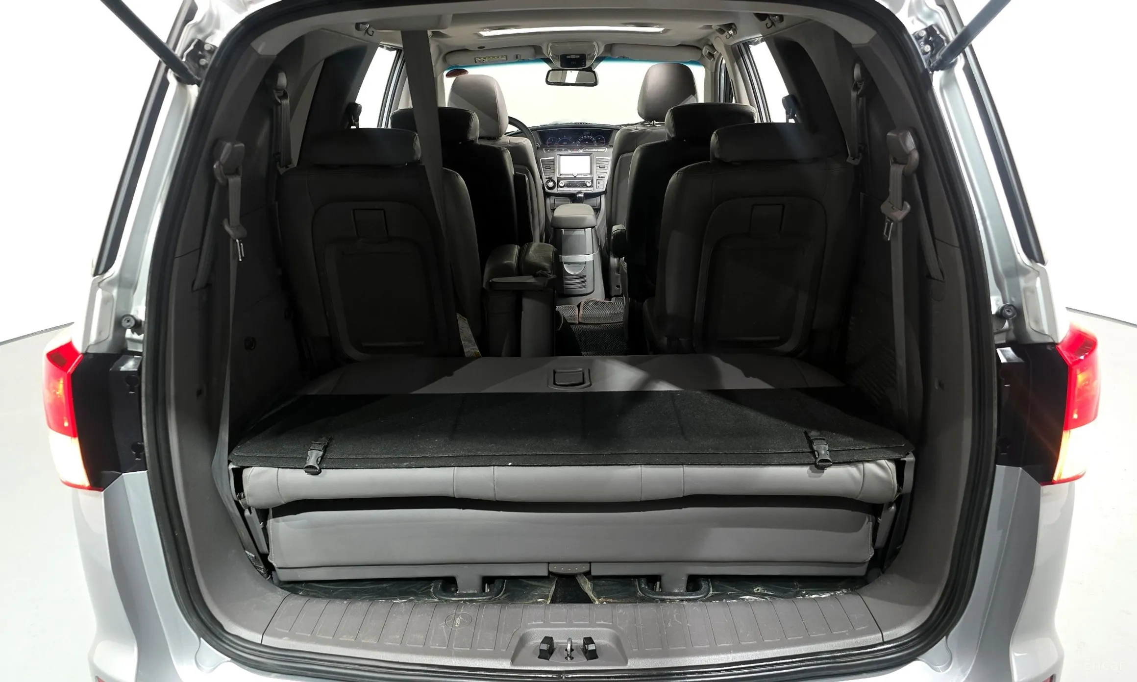 KG Mobility (SsangYong) Korando Turismo превью 20
