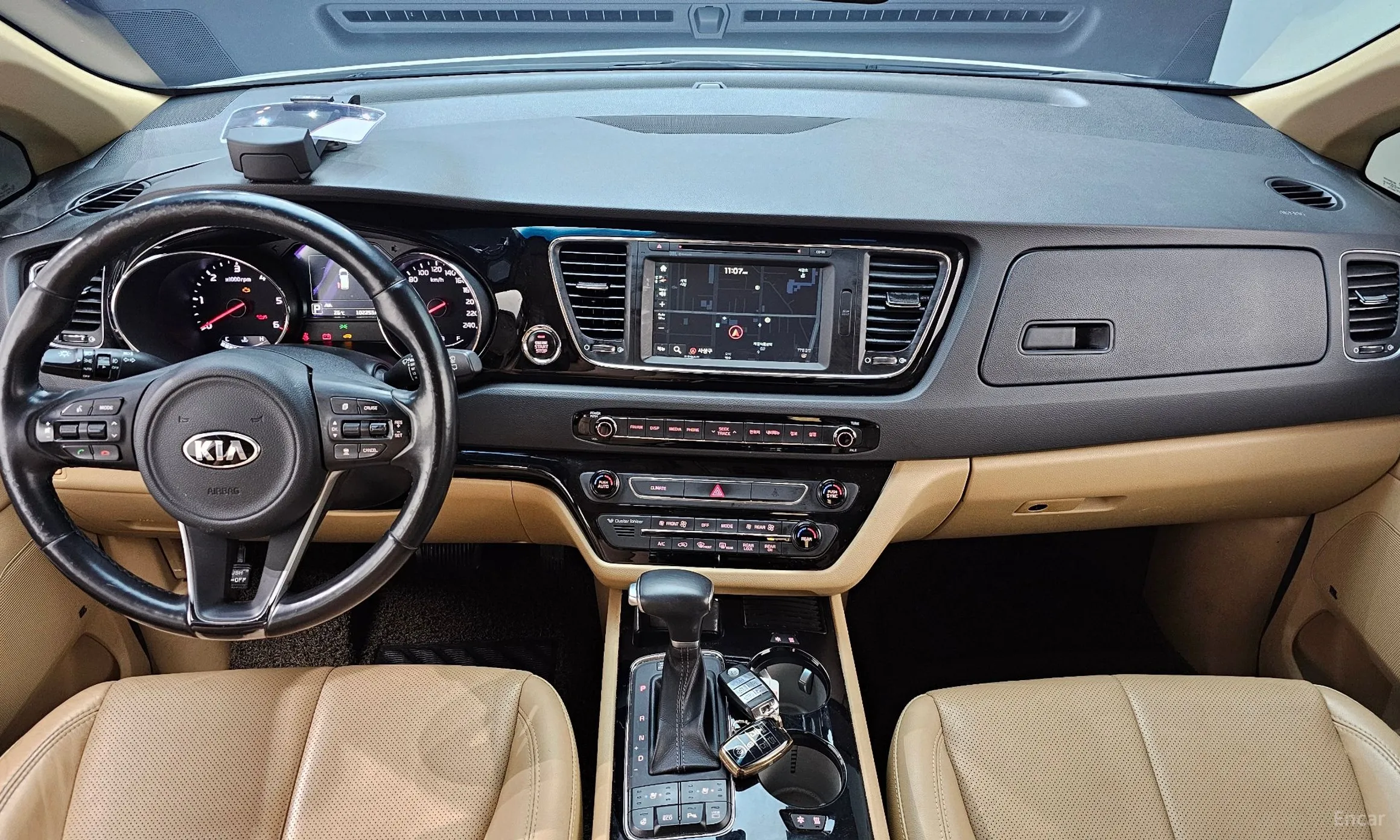 Kia Carnival превью 4