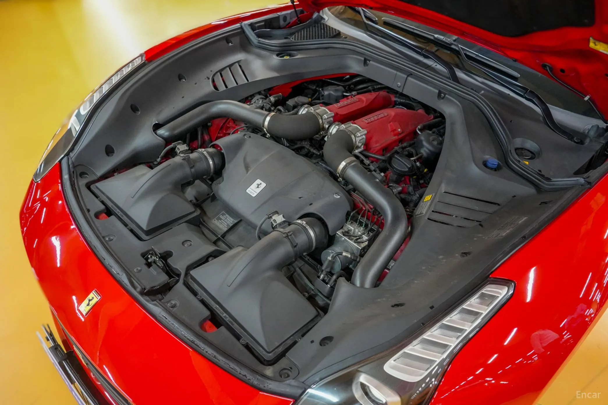 Ferrari California превью 6