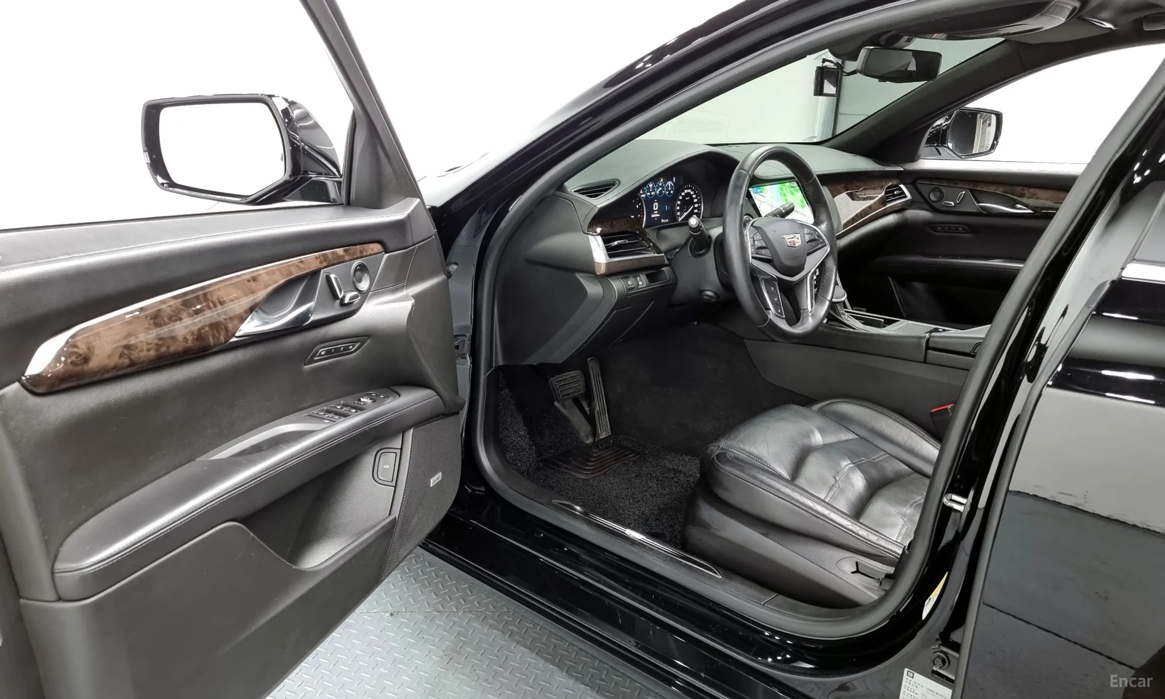 Cadillac CT6 превью 10