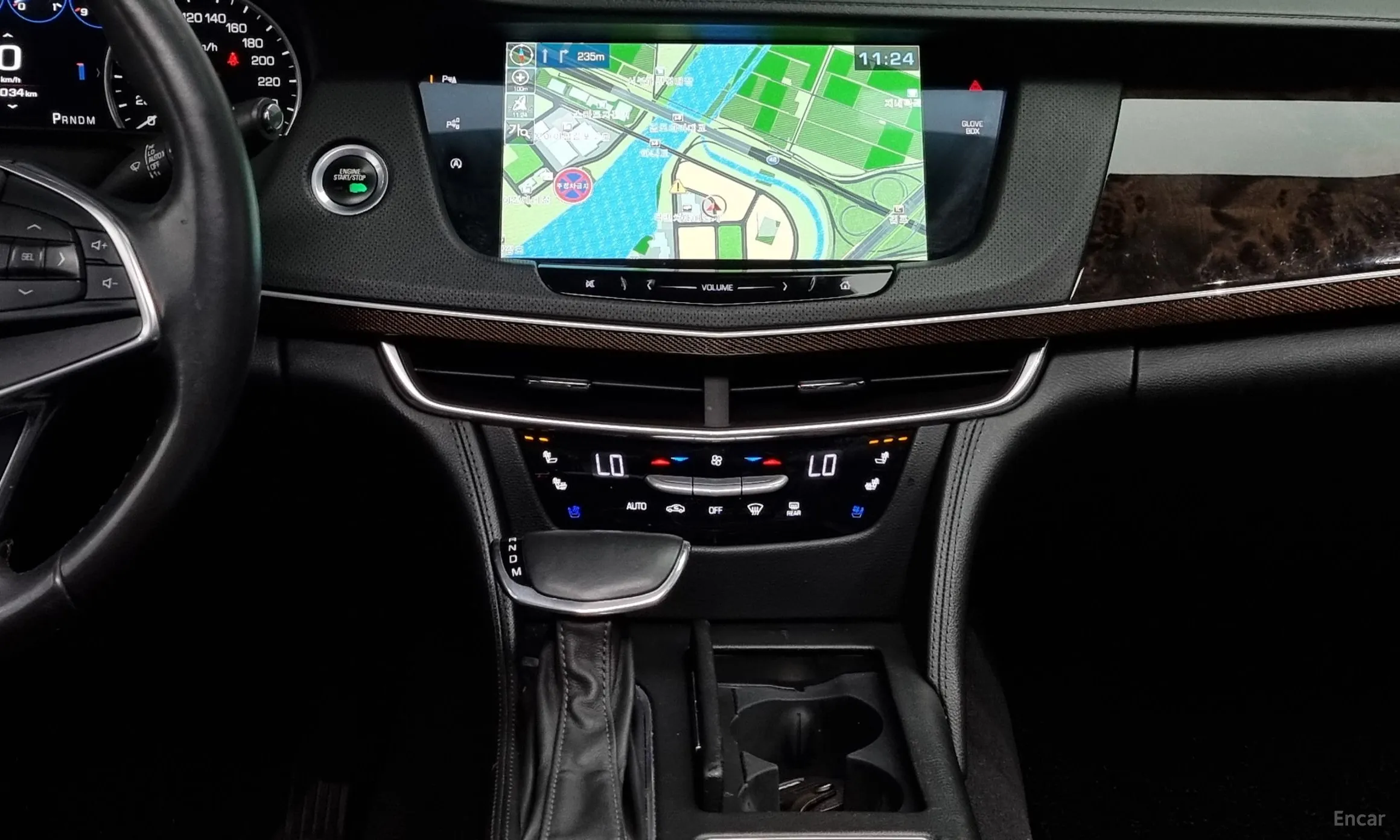 Cadillac CT6 превью 14